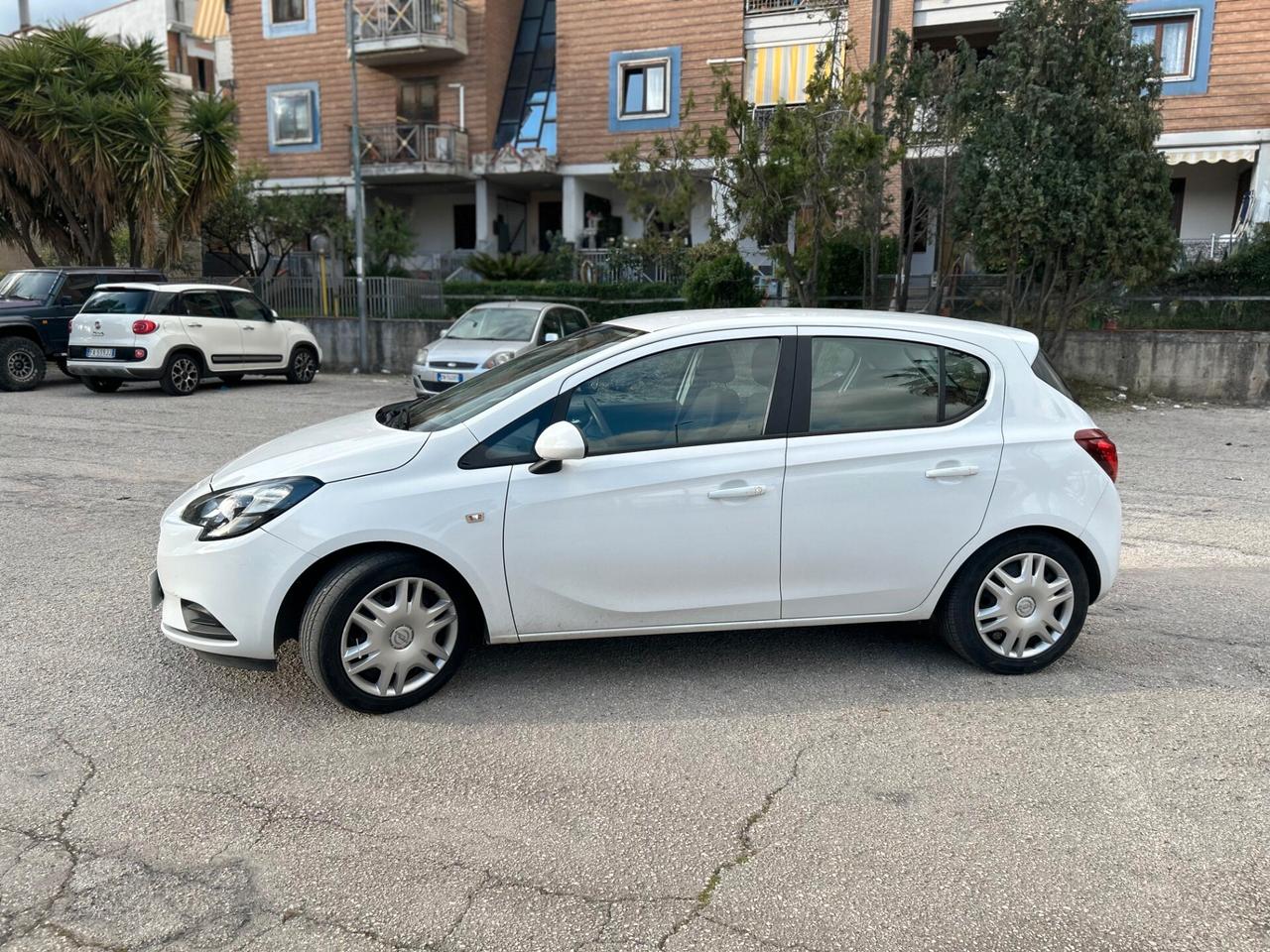 Opel Corsa 1.2 5 porte Innovation GPL
