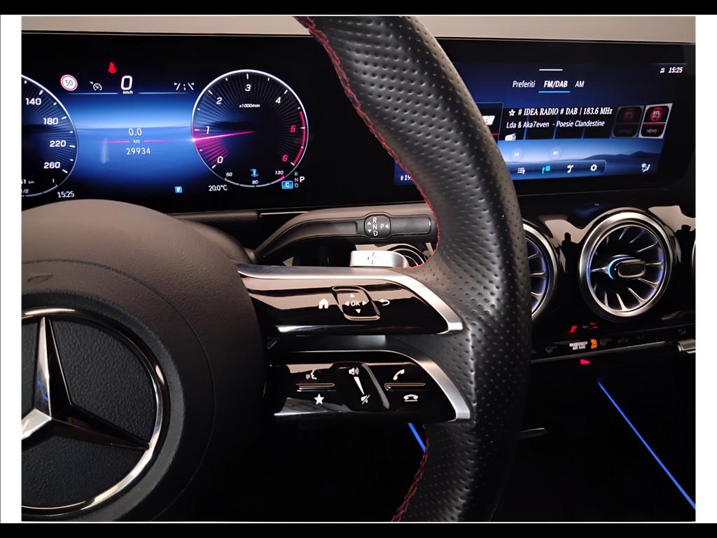 Mercedes-Benz Classe B - W247 2023 - B 180 d AMG Line Advanced Plus auto