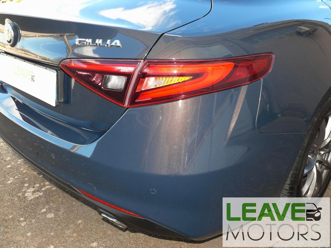 Alfa Romeo Giulia 180 CV AT8 Sport (M1487)