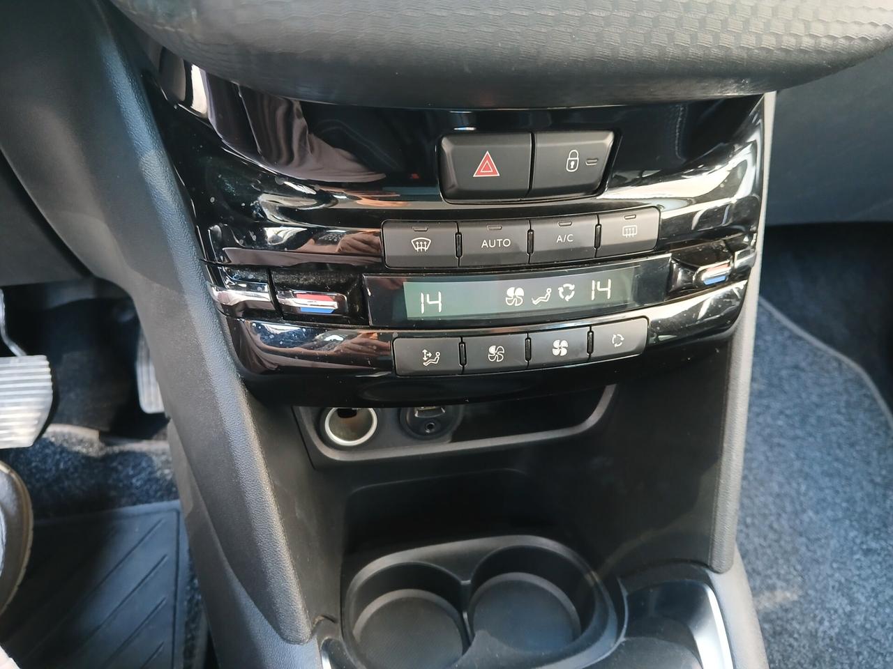 Peugeot 208 1.6 Diesel Allure