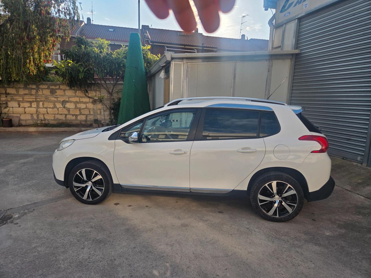 Peugeot 2008 1.4 HDi 68CV Allure