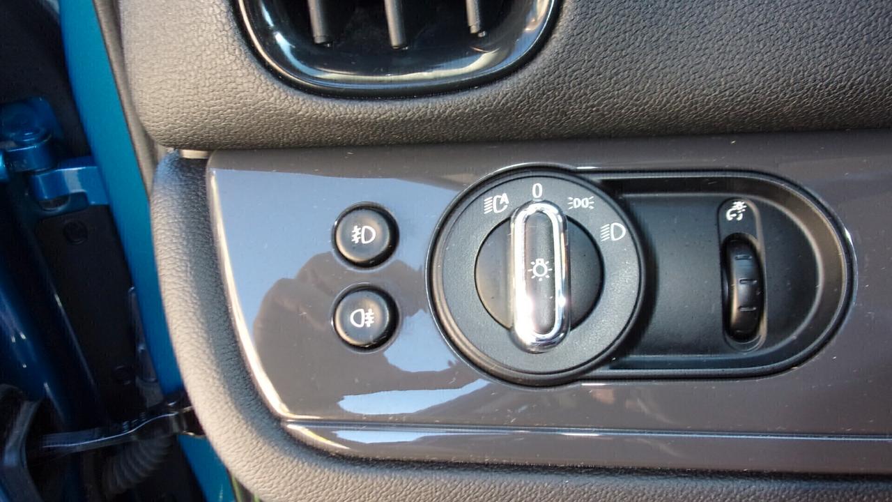 Mini Cooper D Countryman 1.5 One Business Automatica