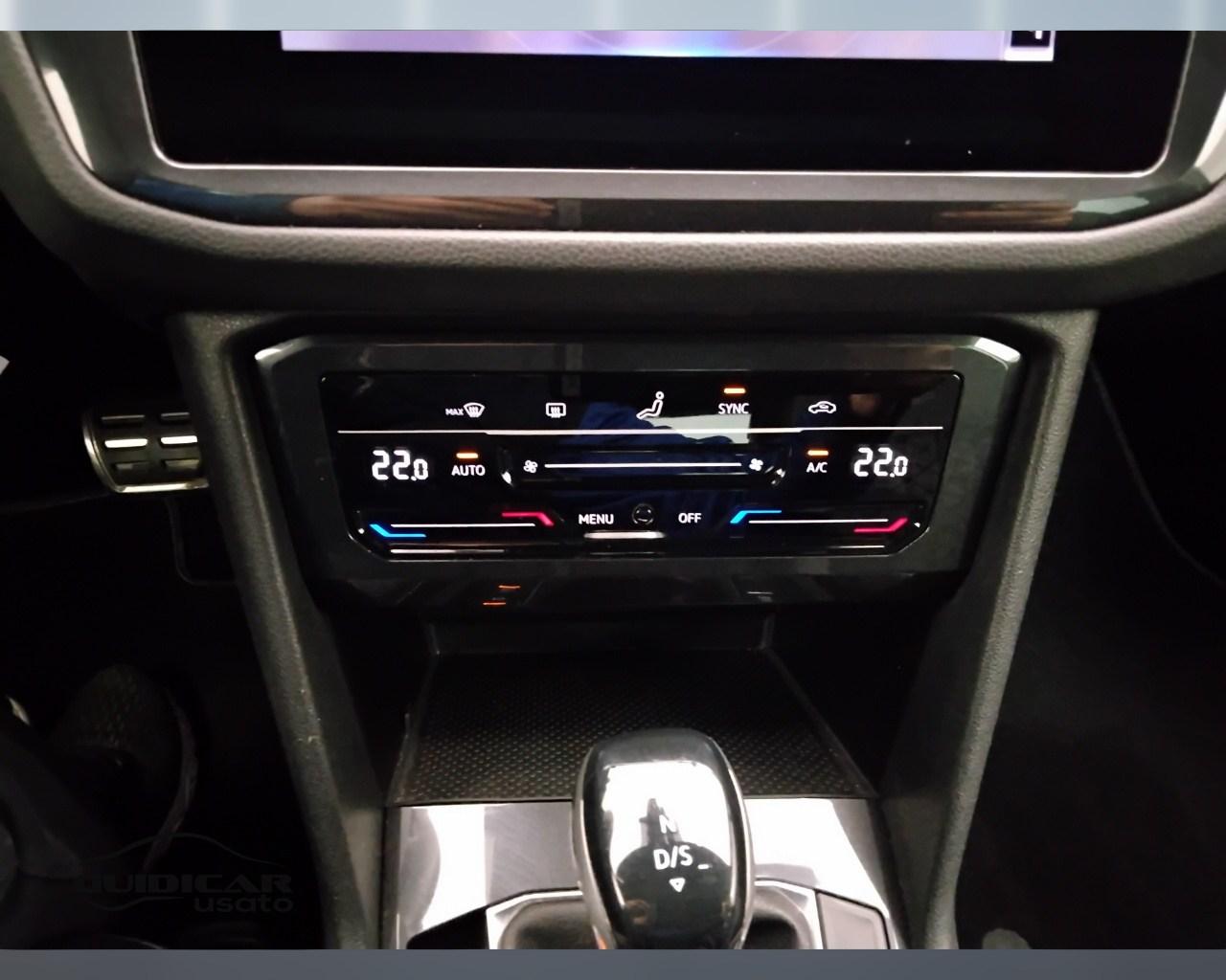 VOLKSWAGEN Tiguan II 2021 - Tiguan 2.0 tdi R-Line 150cv dsg