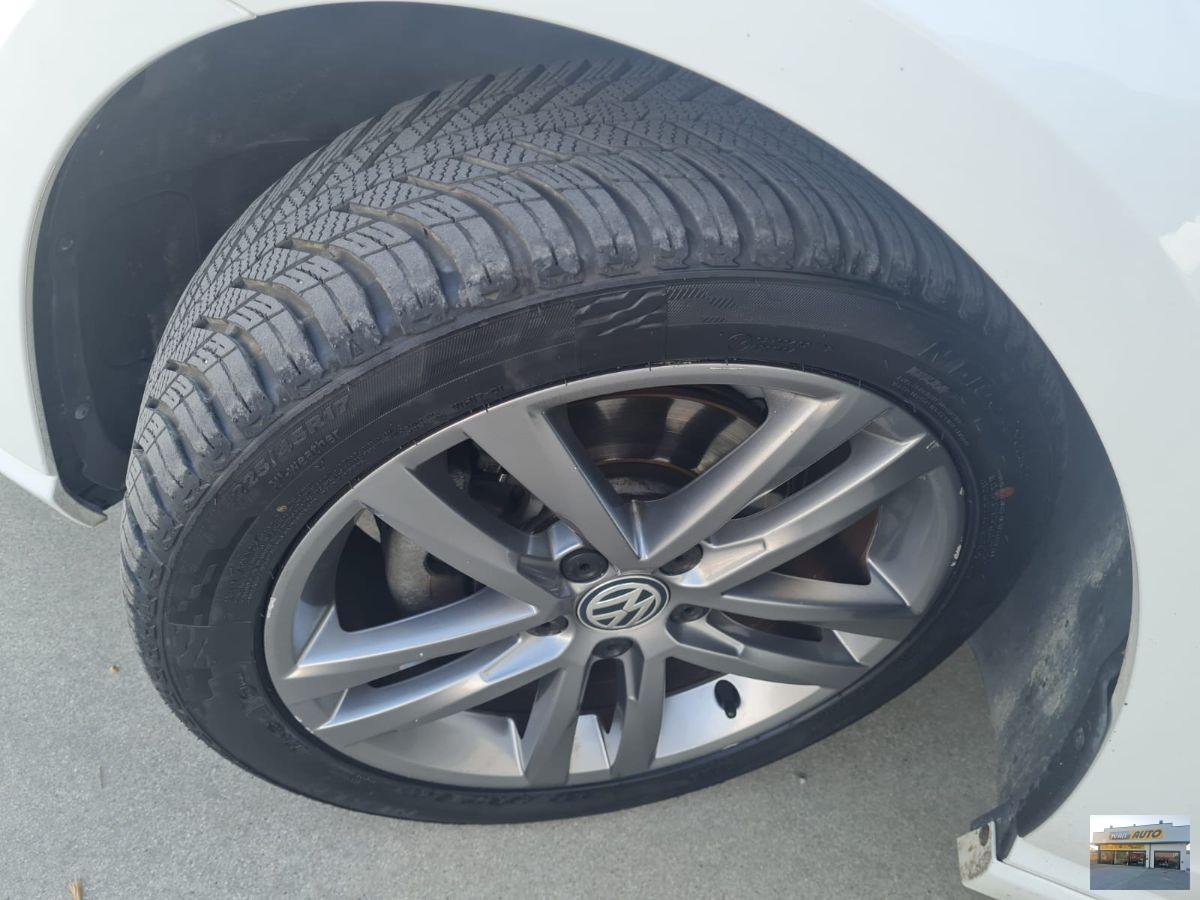 VOLKSWAGEN Golf R-Line-Euro 6B-Neopatentati