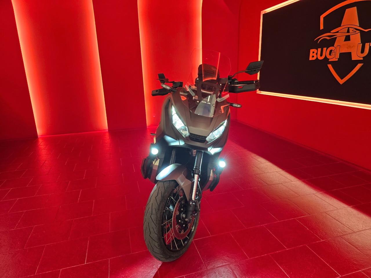 Honda X-ADV 750 x adv