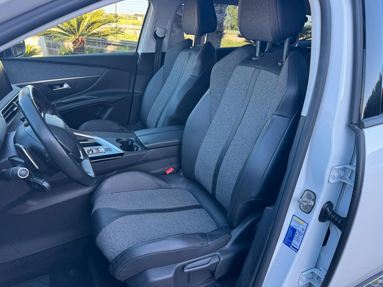 Peugeot 5008 Allure 1.5hdi