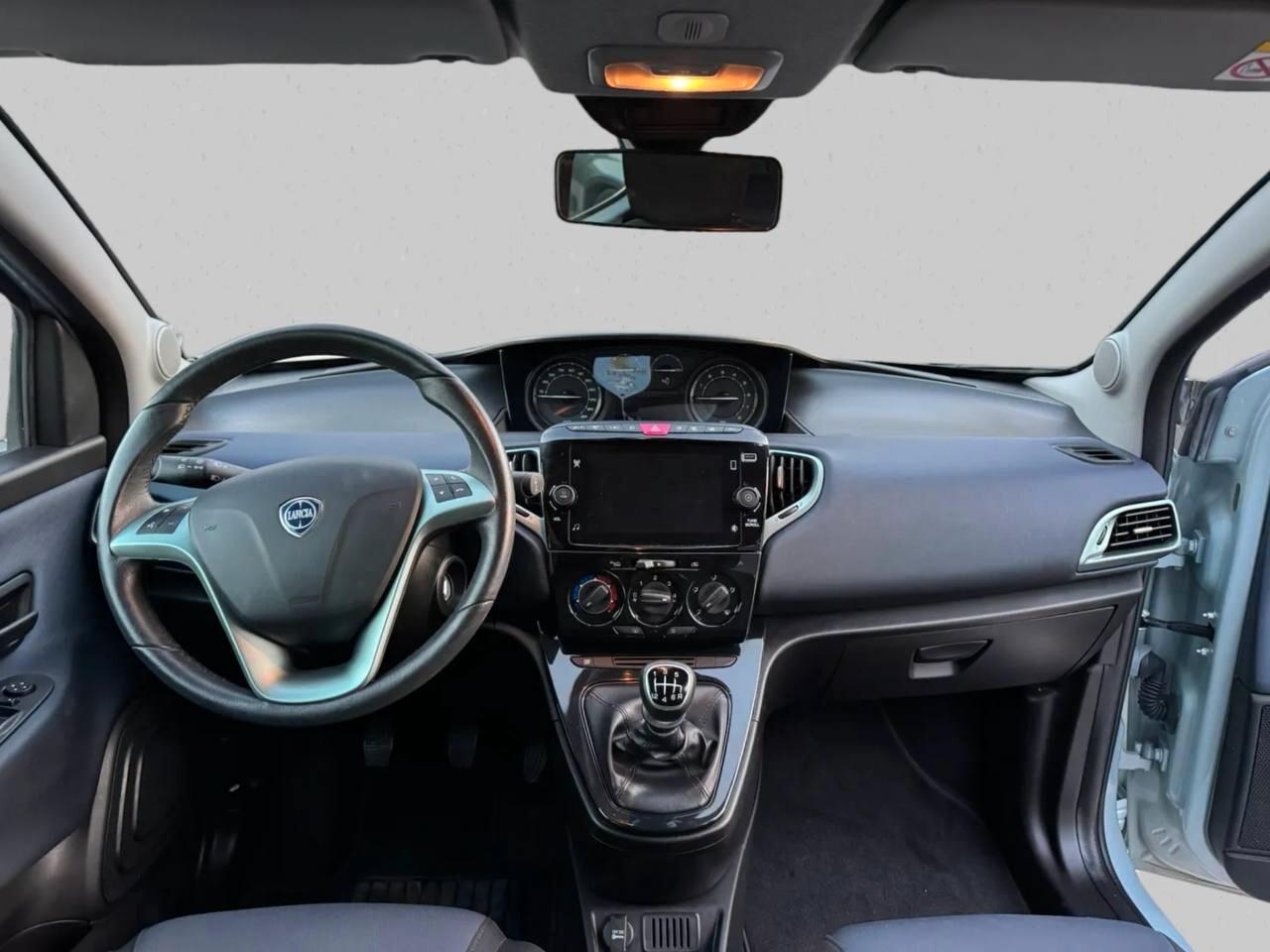 Lancia Ypsilon 1.0 FireFly 5 porte S&S Hybrid Alberta Ferretti 10/2023