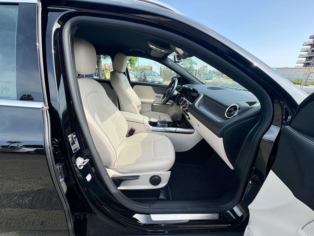 Mercedes-Benz GLA 180 Advanced Plus #10643