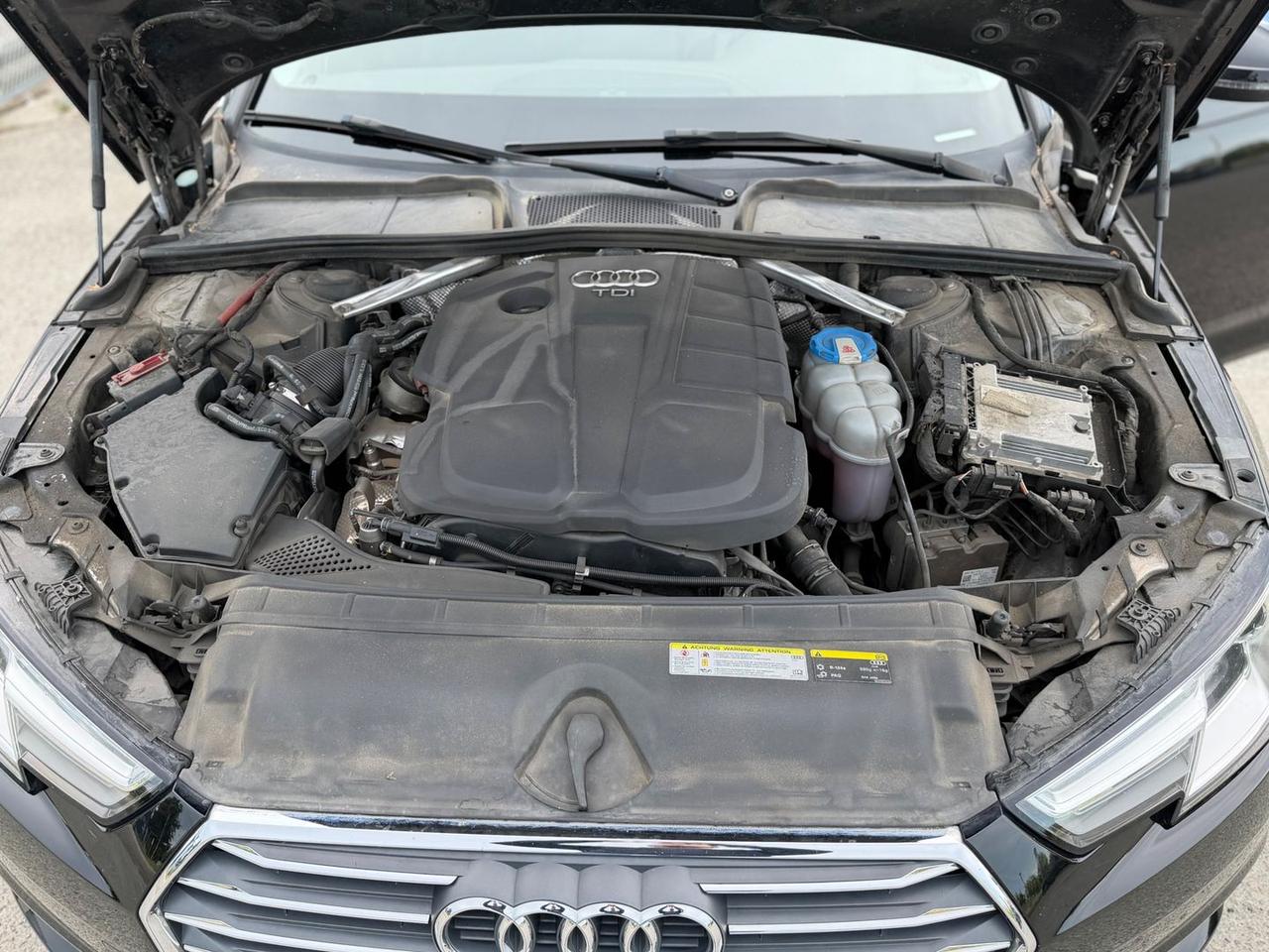 Audi A4 Business Sport 2.0 35 TDI #10742