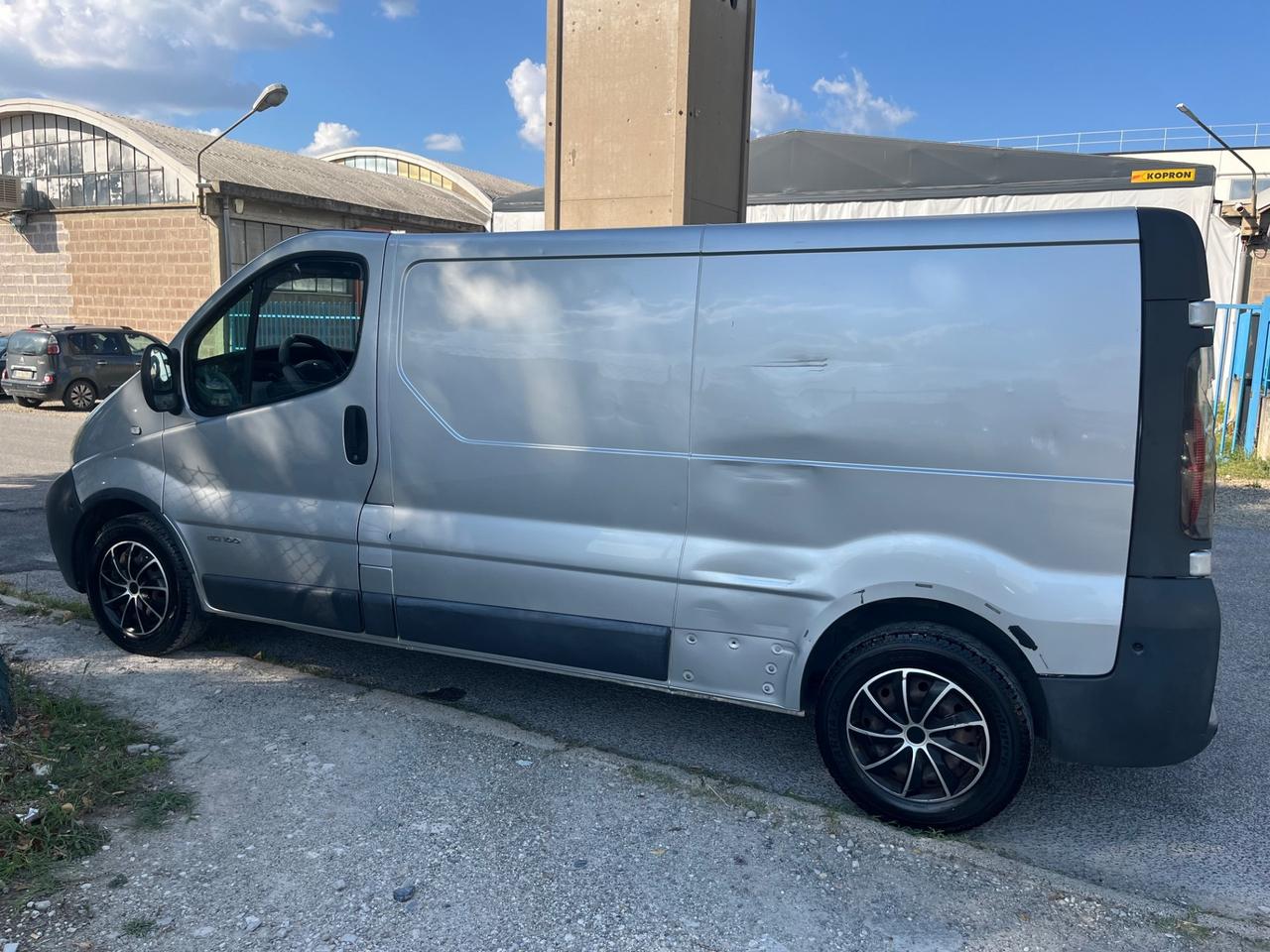 Renault Trafic T29 1.9 dCi/100PC-TN Furg.Generiq