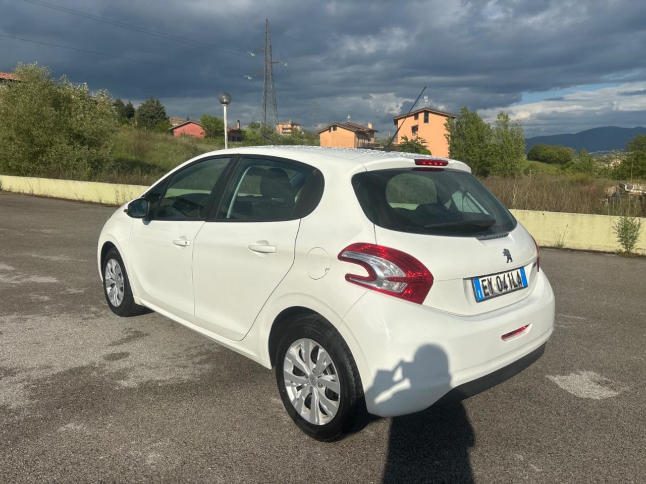 Peugeot 208 1.4 HDi 68 CV 5 porte Active