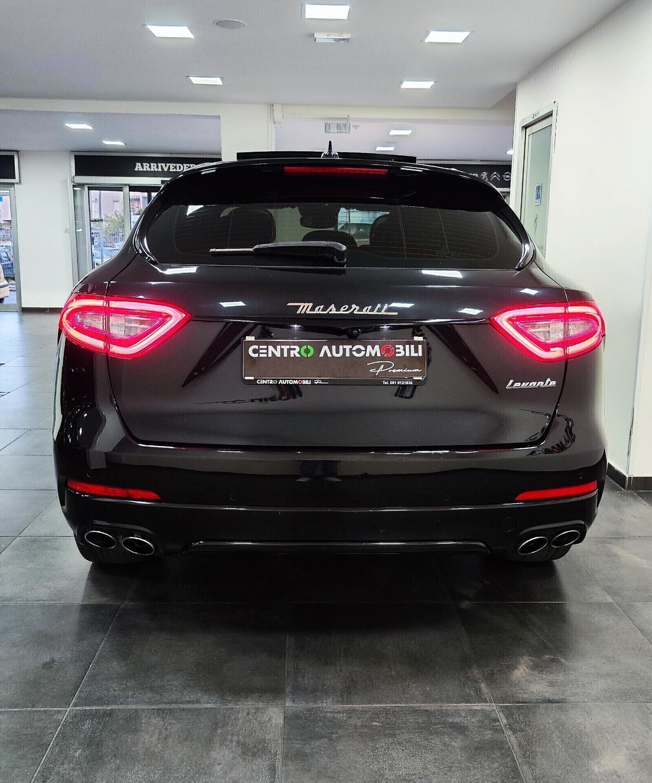 Maserati Levante V6 Diesel 275 CV AWD Gransport Tetto