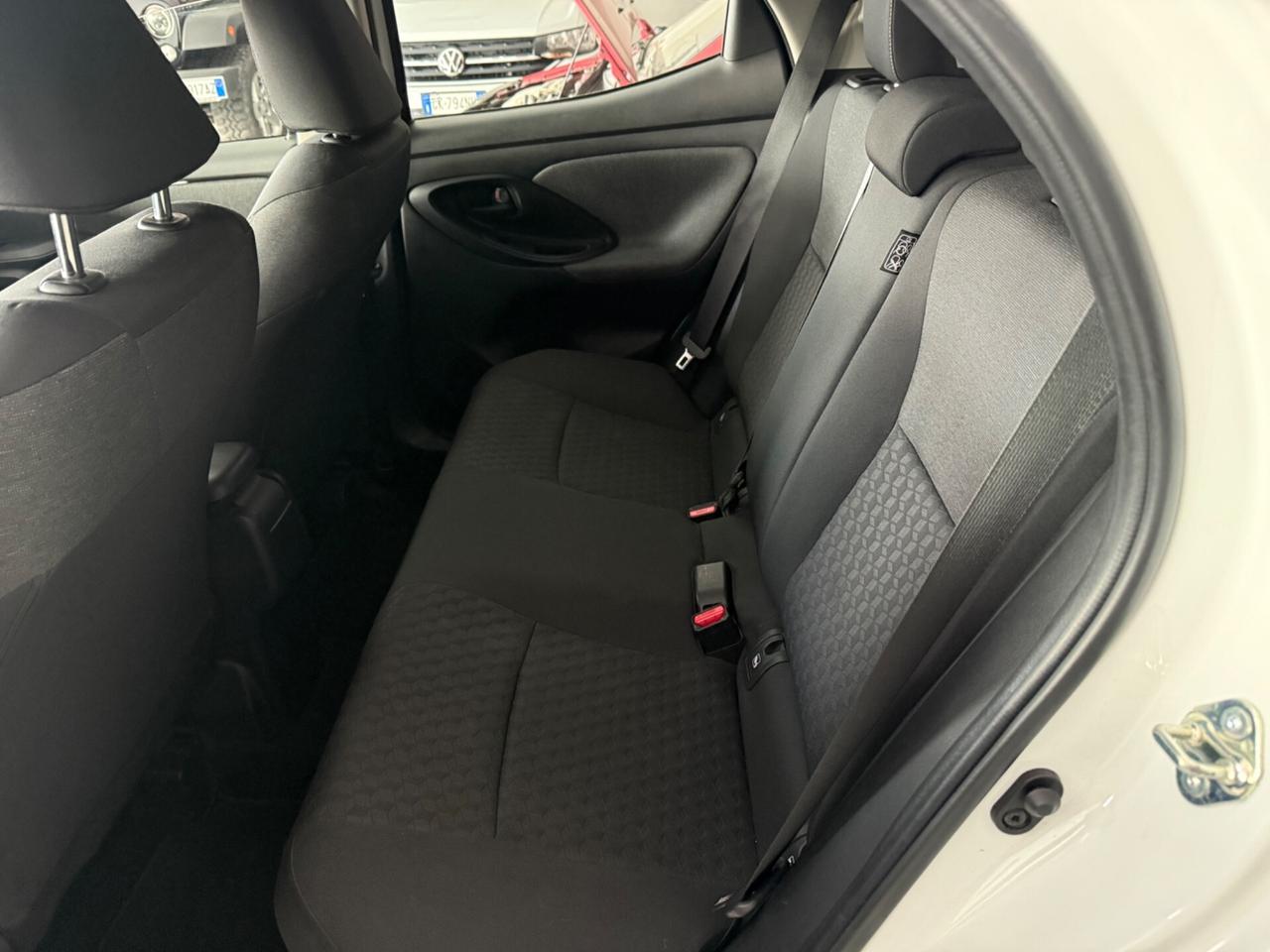 Toyota Yaris 1.5 Hybrid 5 porte Trend