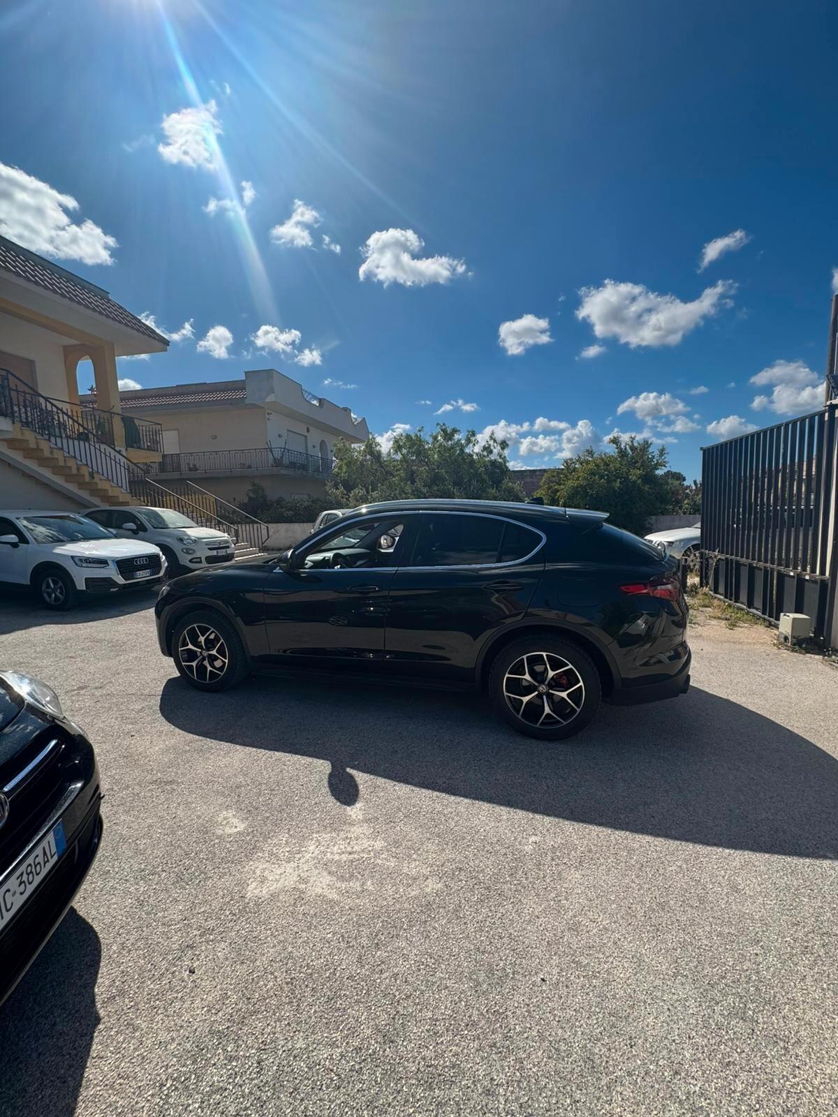 Alfa Romeo Stelvio 2.2 Turbodiesel 190 CV AT8 Q4 Executive