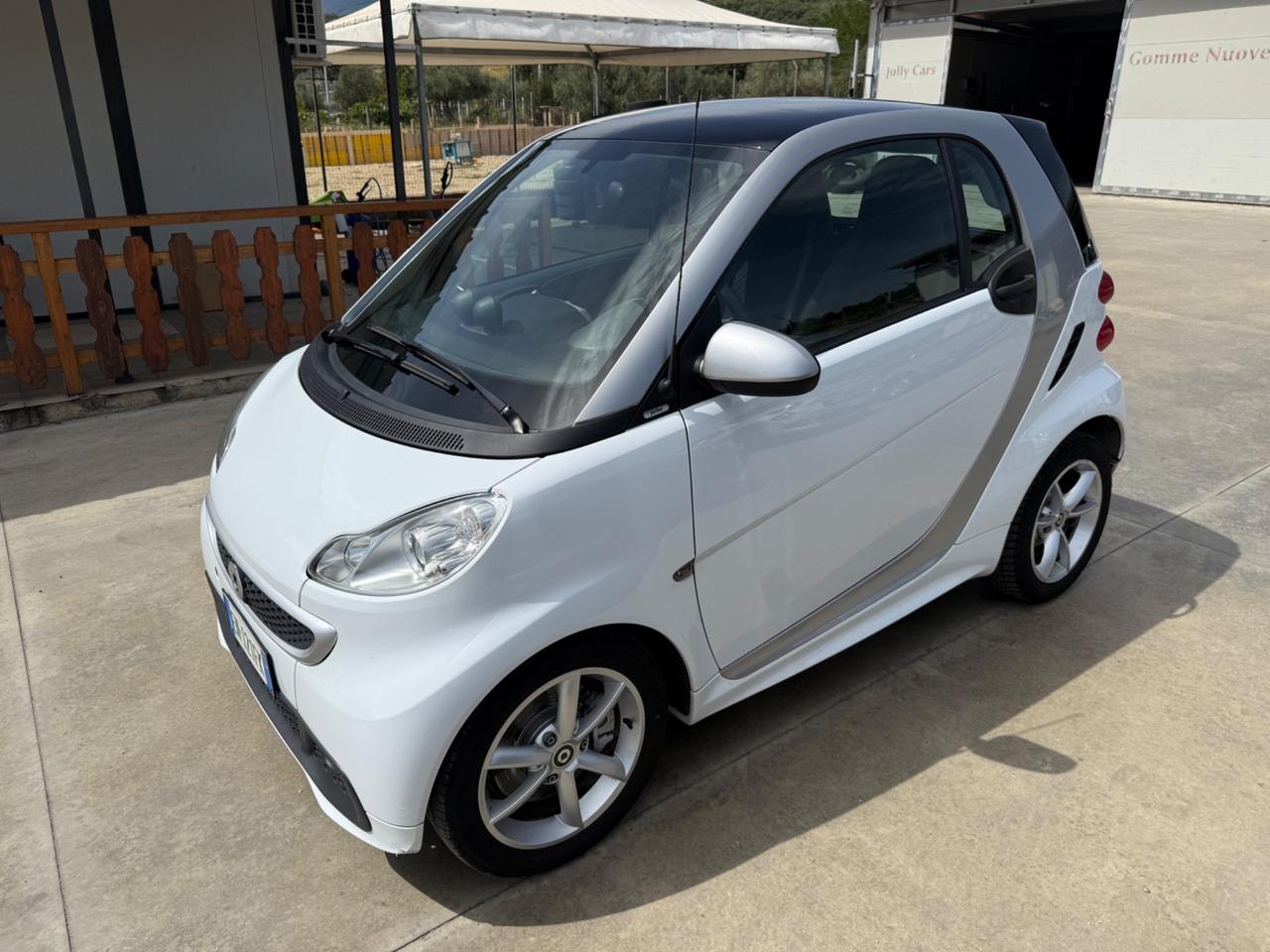 Smart ForTwo 1000 52 kW MHD coupé pulse
