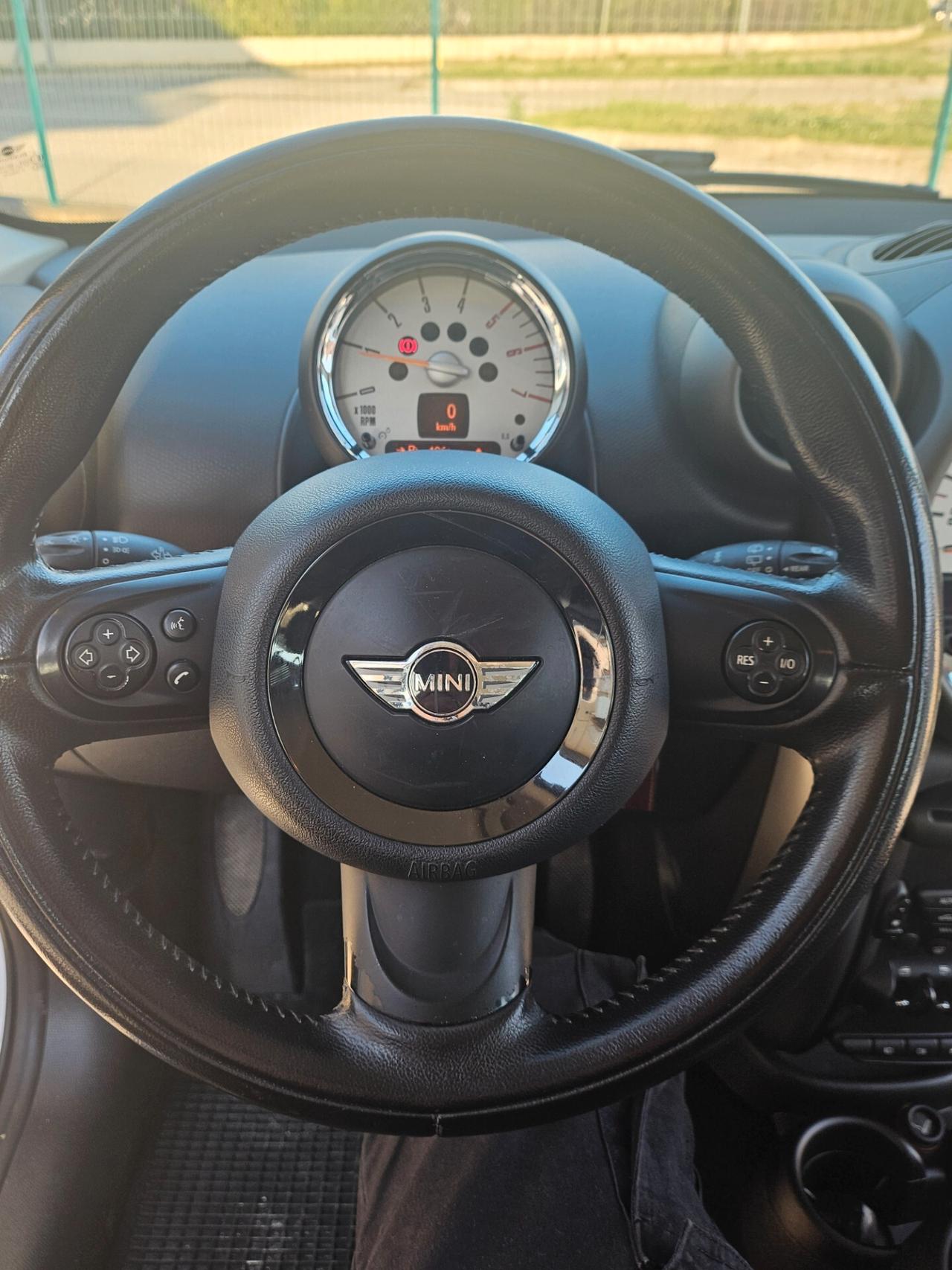 Mini Cooper Countryman 1.6 D AUTO DI ZONA