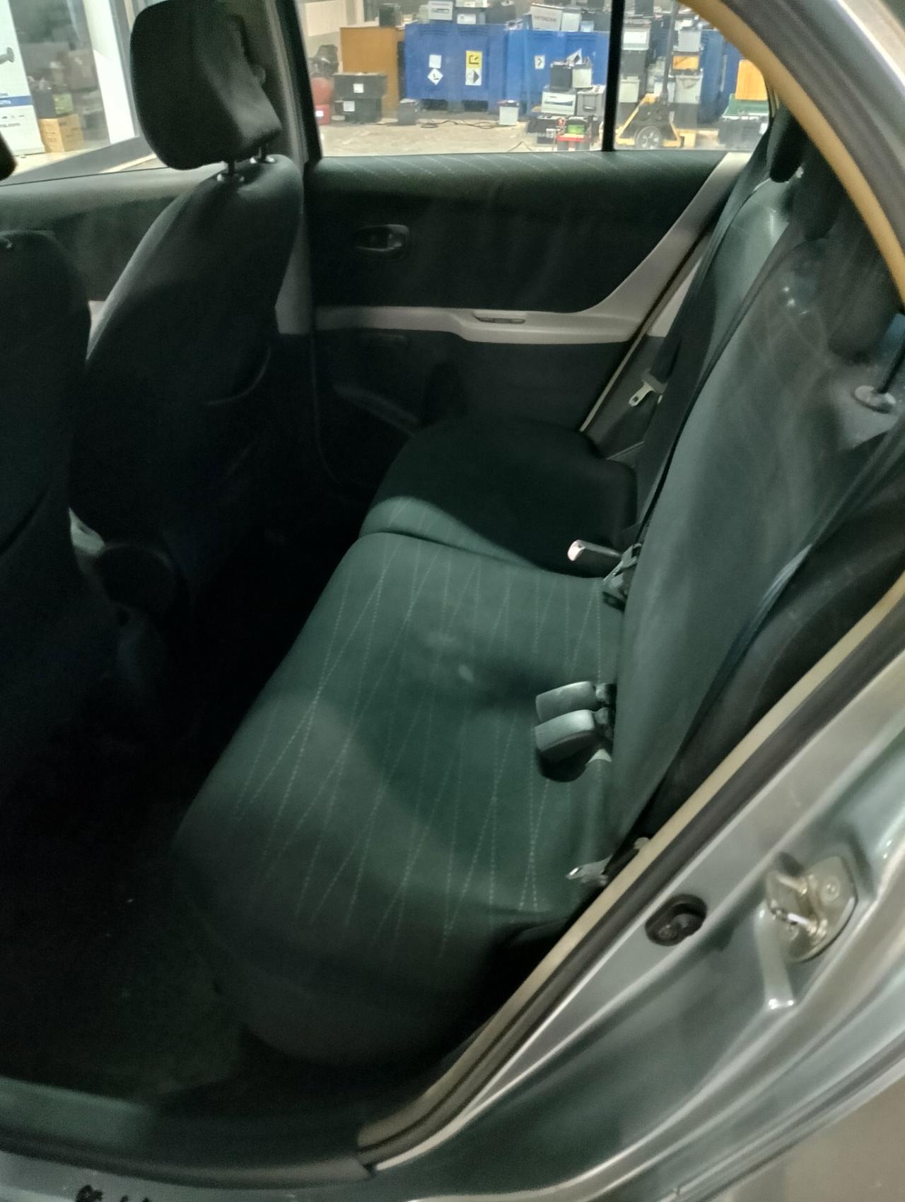 Toyota Yaris 1.0 5 porte Sol clima