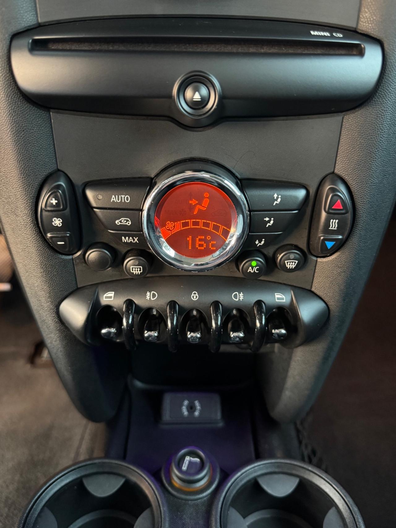 Mini Cooper 1.6 diesel