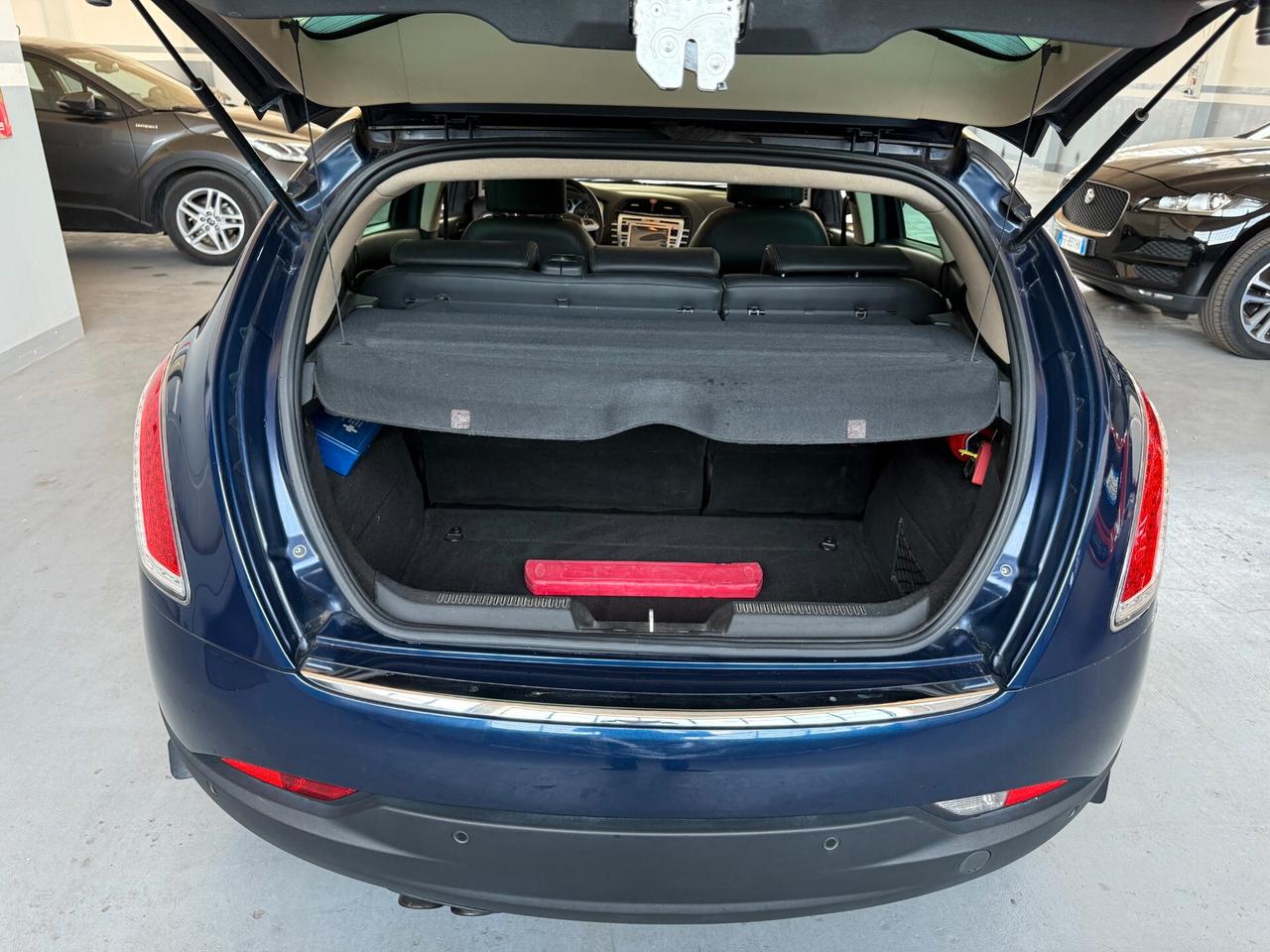 LANCIA DELTA EXECUTIVE FULL OPTIONAL