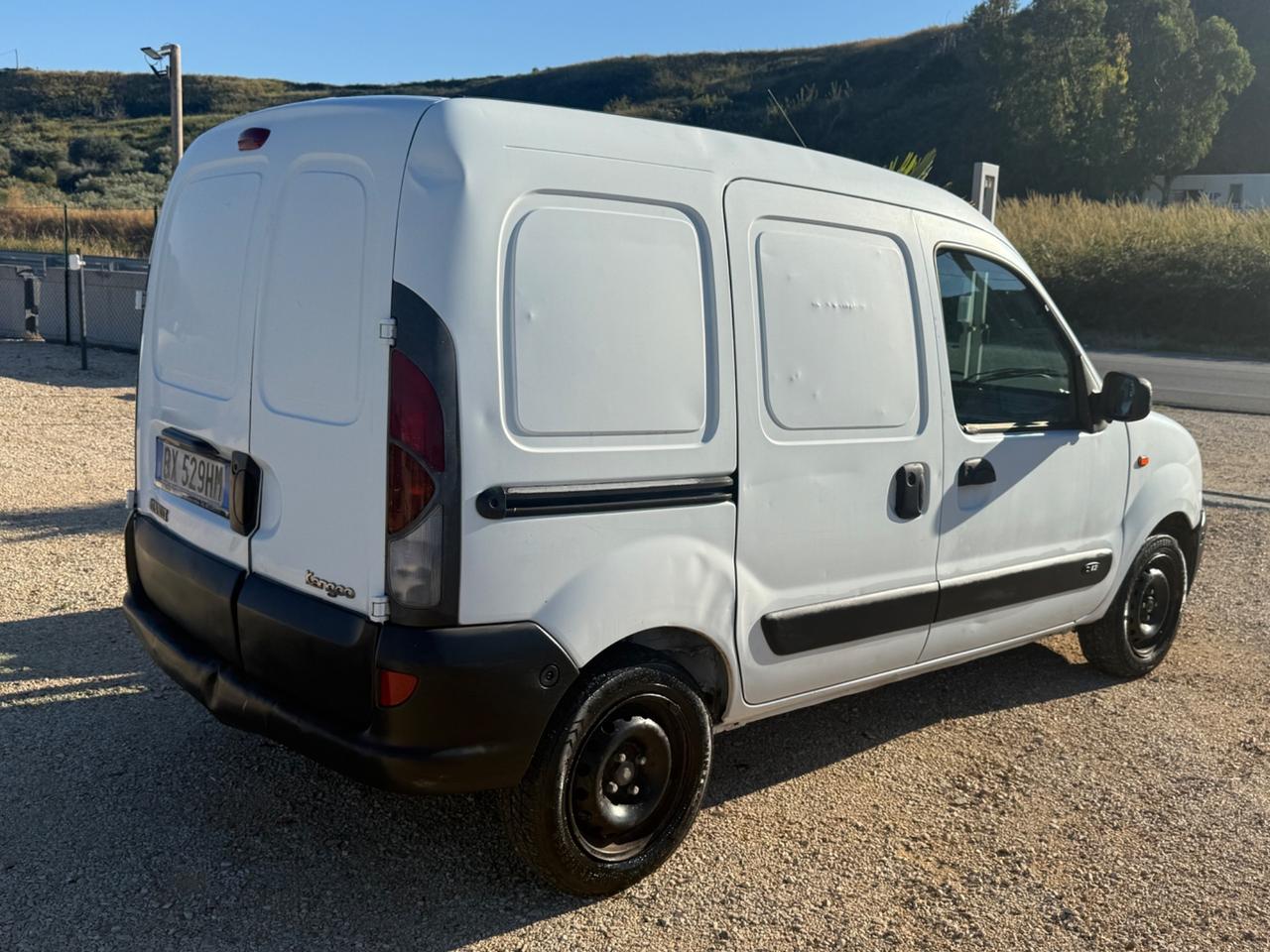 Renault Kangoo 1.9 diesel PORTA LATERALE 1.999€