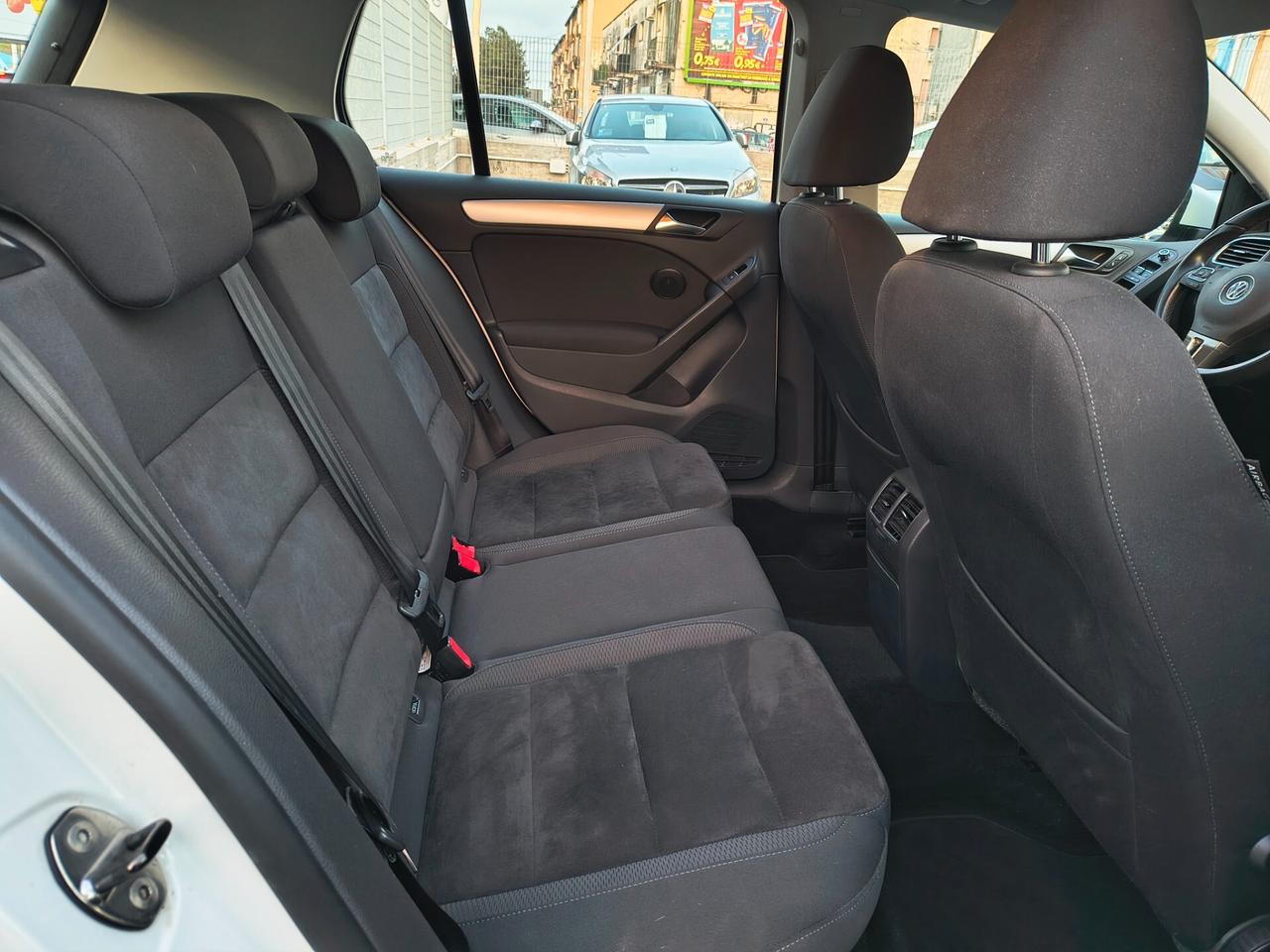 VOLKSWAGEN GOLF 1.6 DIESEL INTROVABILE SOLO 85.000 KM