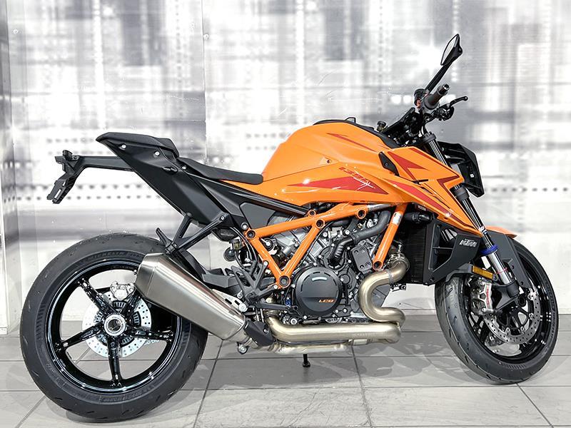 KTM 1390 Super Duke R Evo