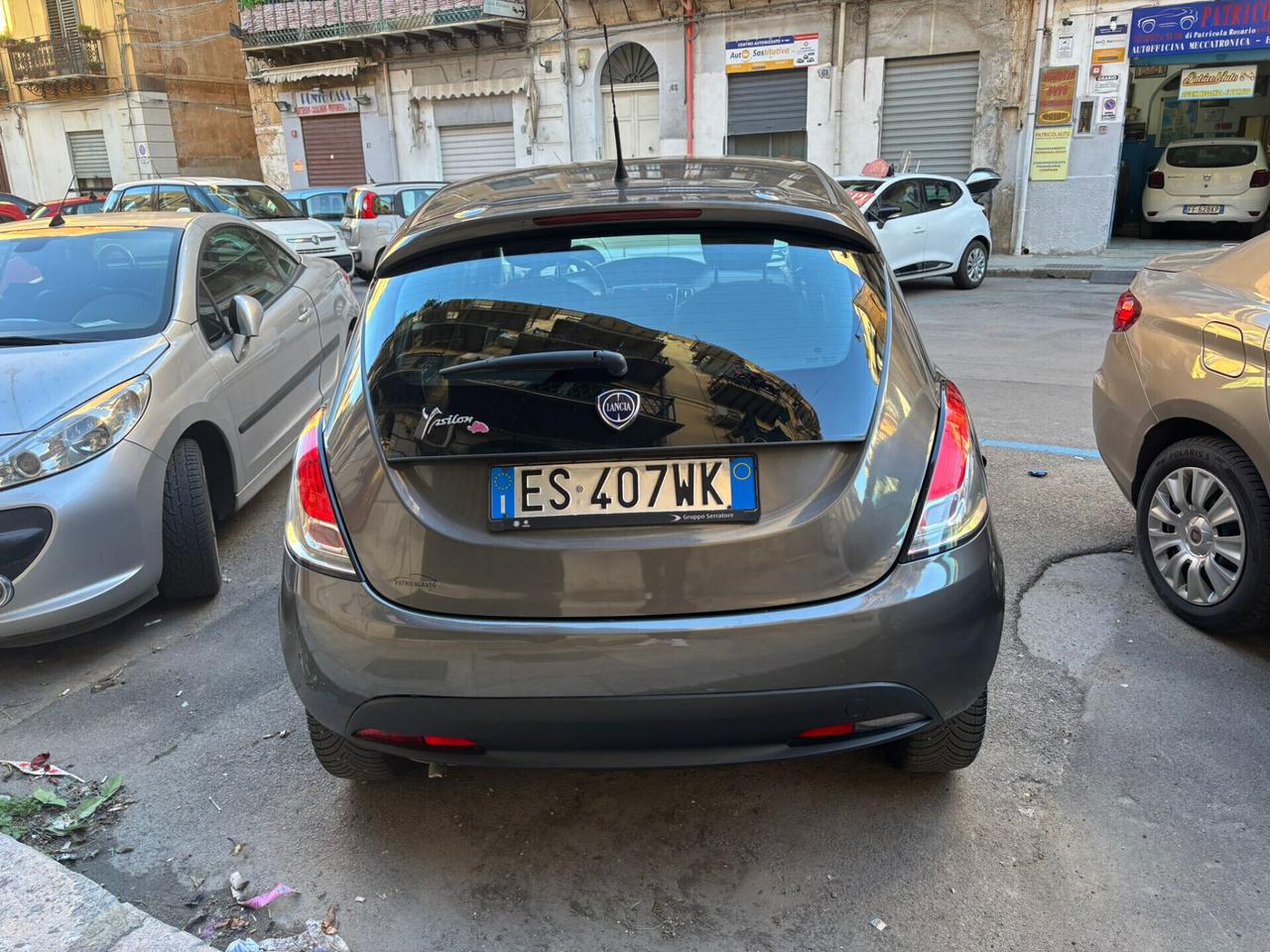 Lancia Ypsilon 1.2 69 CV Elefantino NEOPATENTATI FINANZIABILE