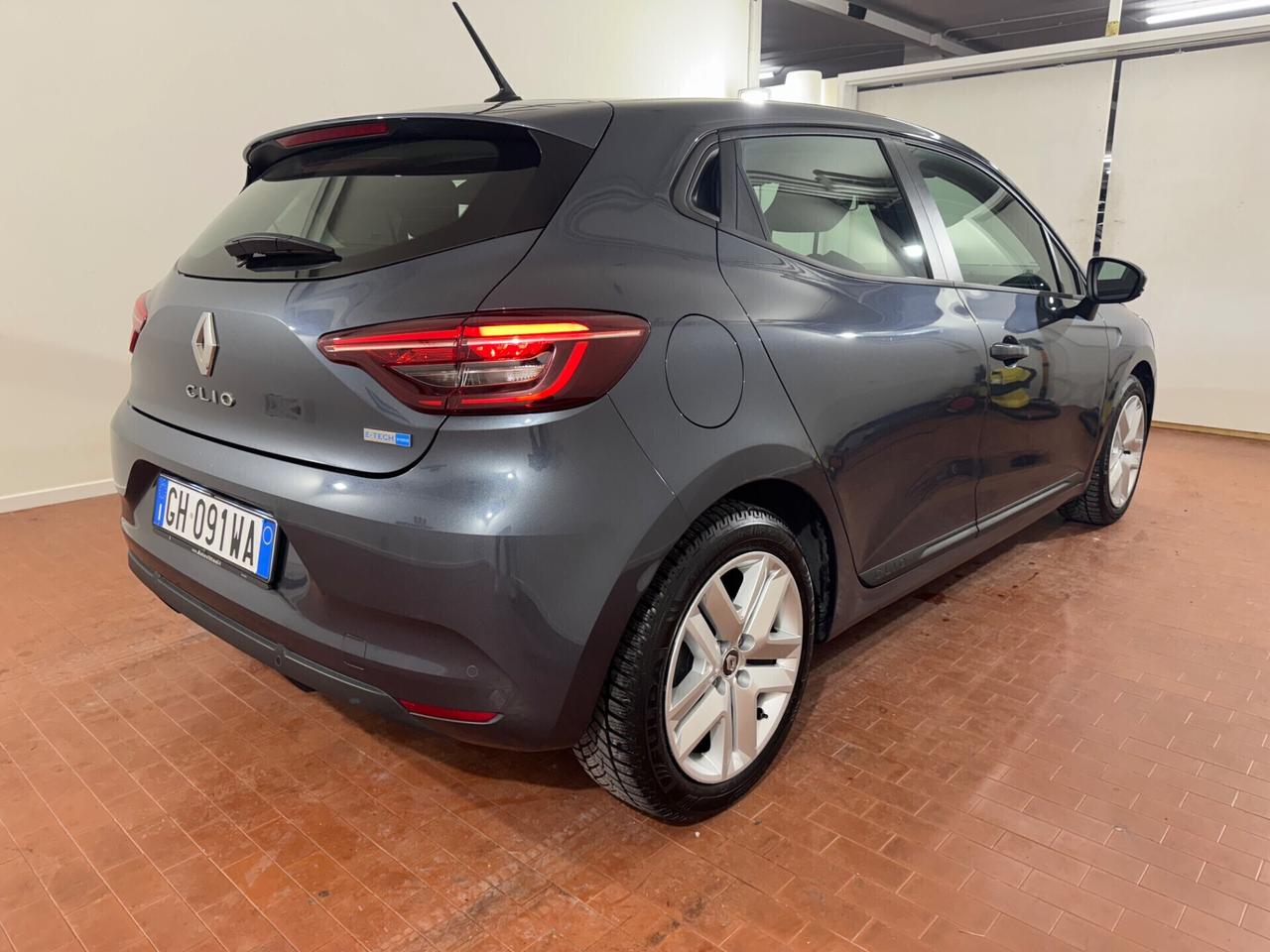 Renault Clio Hybrid E-Tech 140 CV *NEOPATENTATI- SOLO 34.000KM*