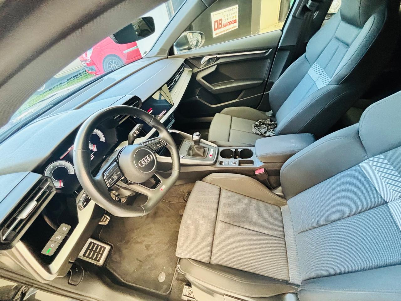 Audi A3 Sedan 35 TFSI S line edition