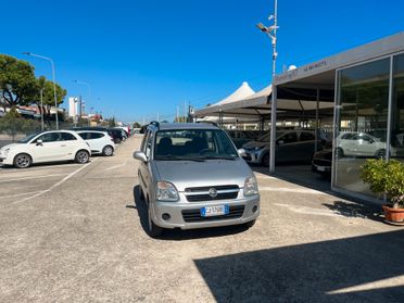 Opel Agila 1.2 16V Club