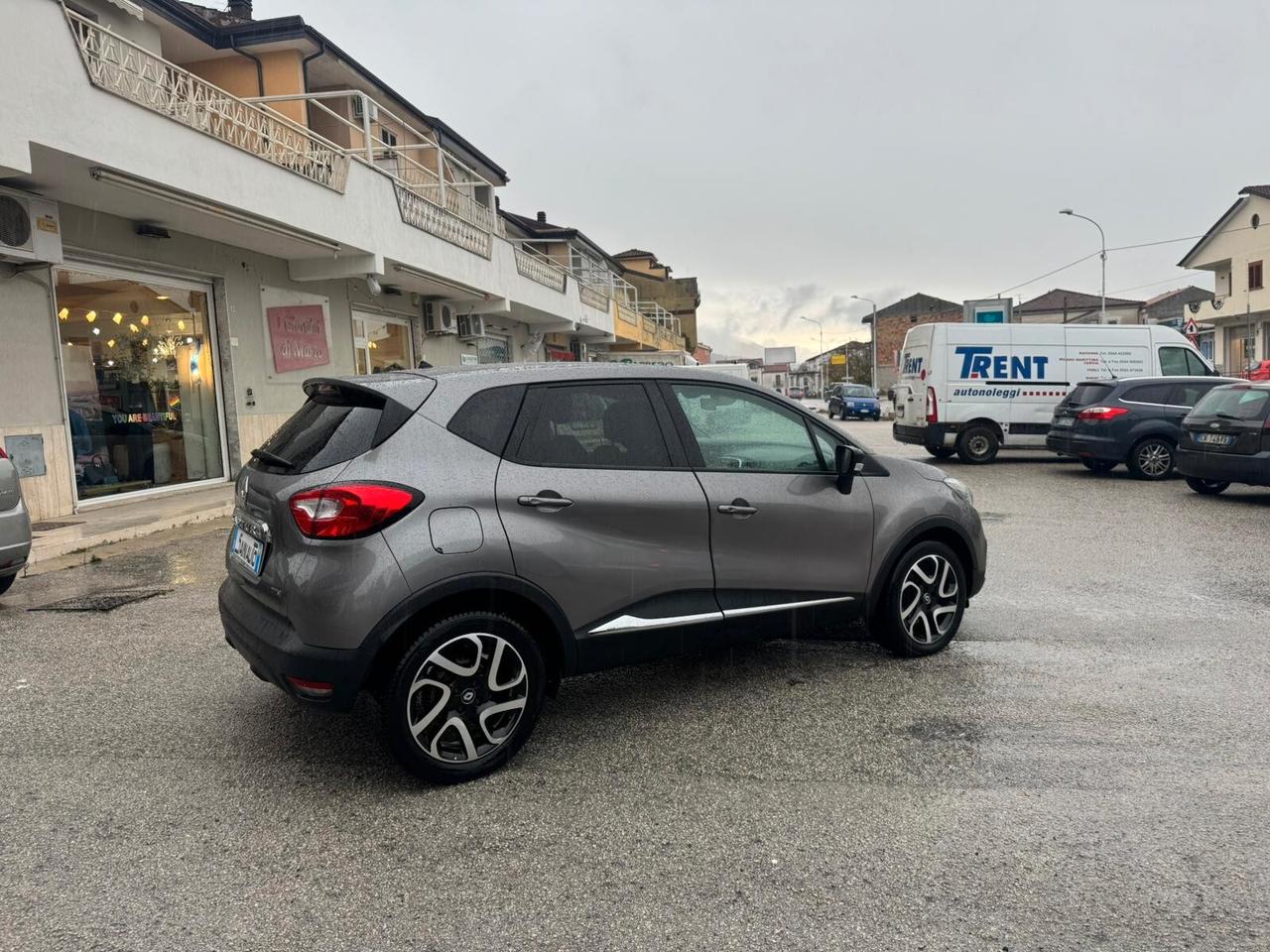 Renault Captur 1.5 dCi 90 cv automatica GARANZIA