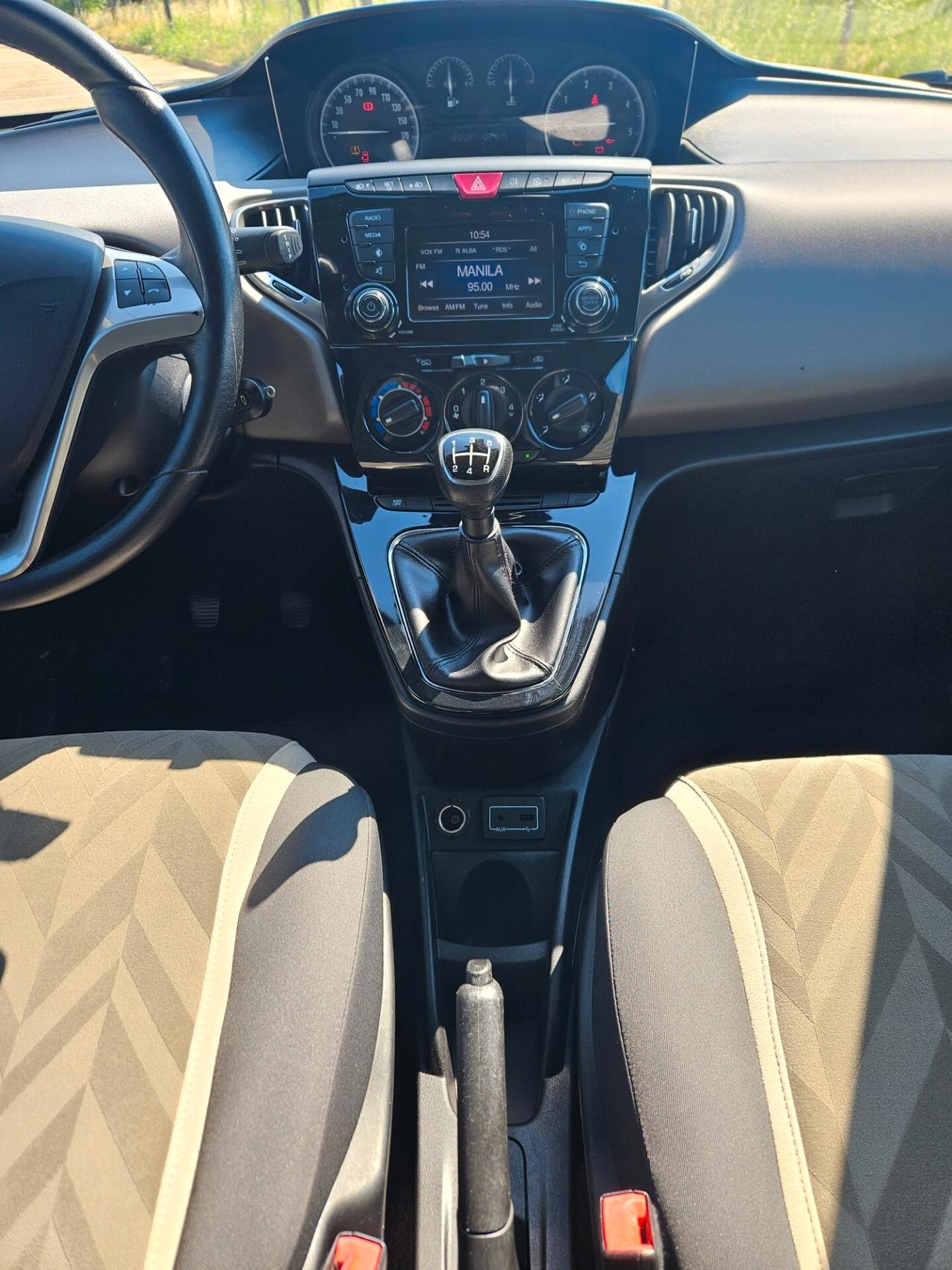 Lancia Ypsilon 1.3 MJT 16V 95 CV 5 porte S&S Gold