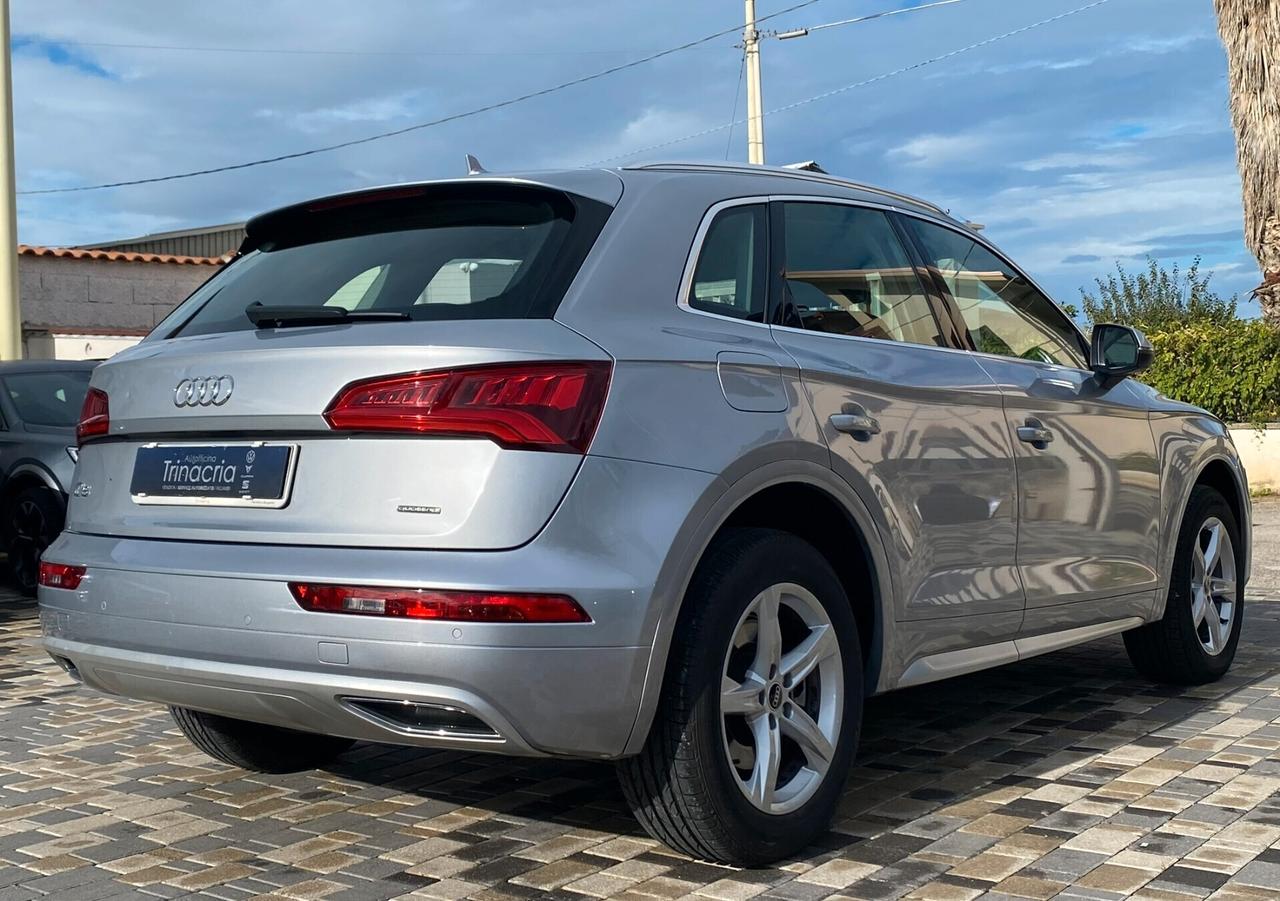 Audi Q5 Business 2.0 TDI 204CV s-tronic quattro mhev 40