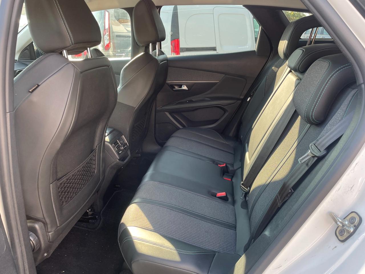 Peugeot 3008 BlueHDi 130 S&S EAT8 Allure IVA ESPOSTA