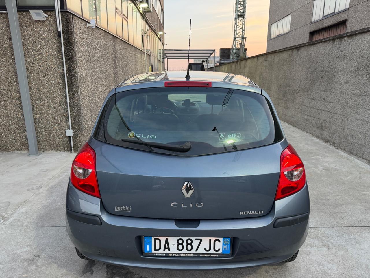Renault Clio 1.2 benzina euro4 113.000km uni prop