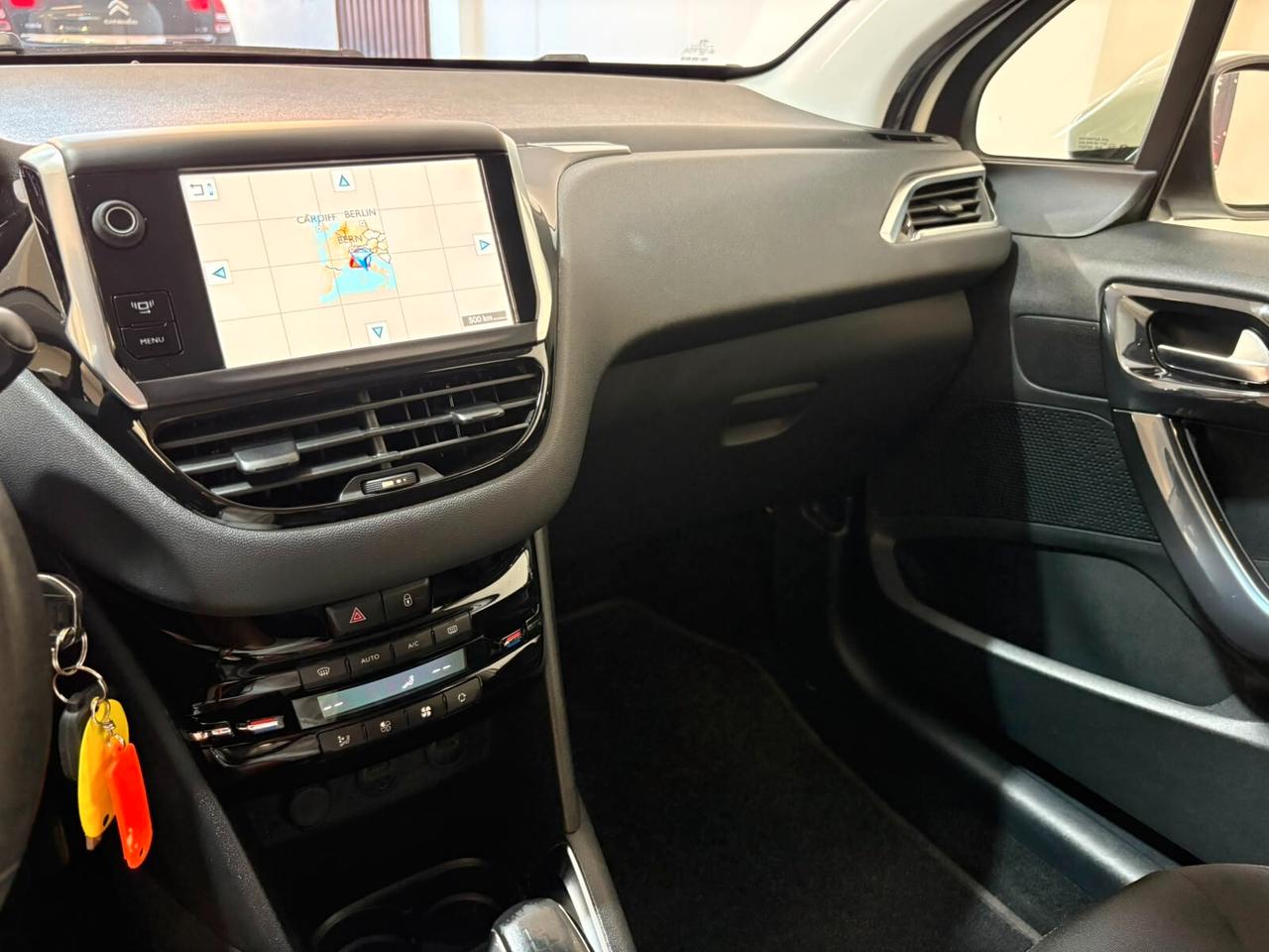 Peugeot 208 1.2 VTi 82 CV 5 porte Active