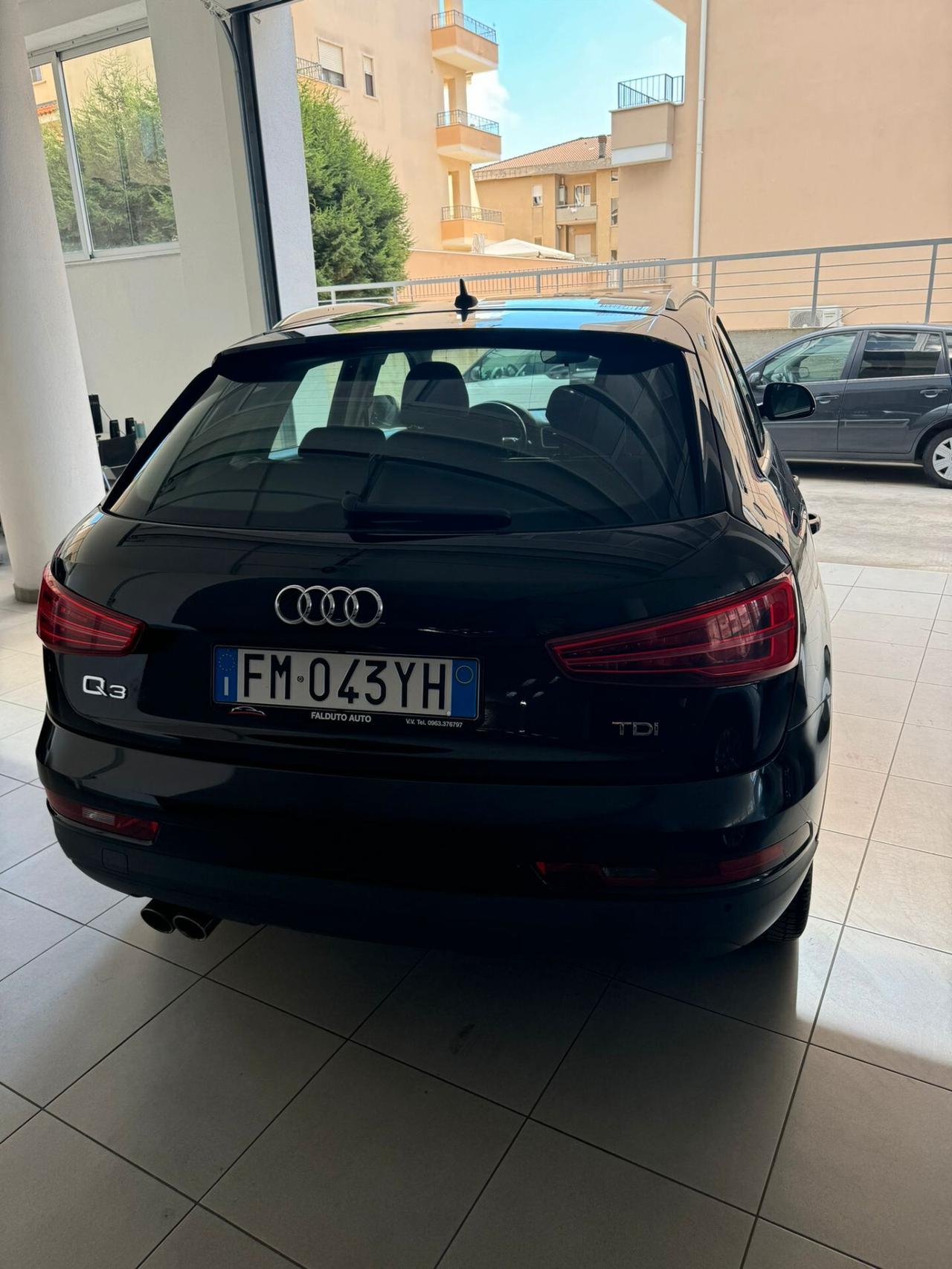 Audi Q3 2.0 TDI 120 CV S tronic Business