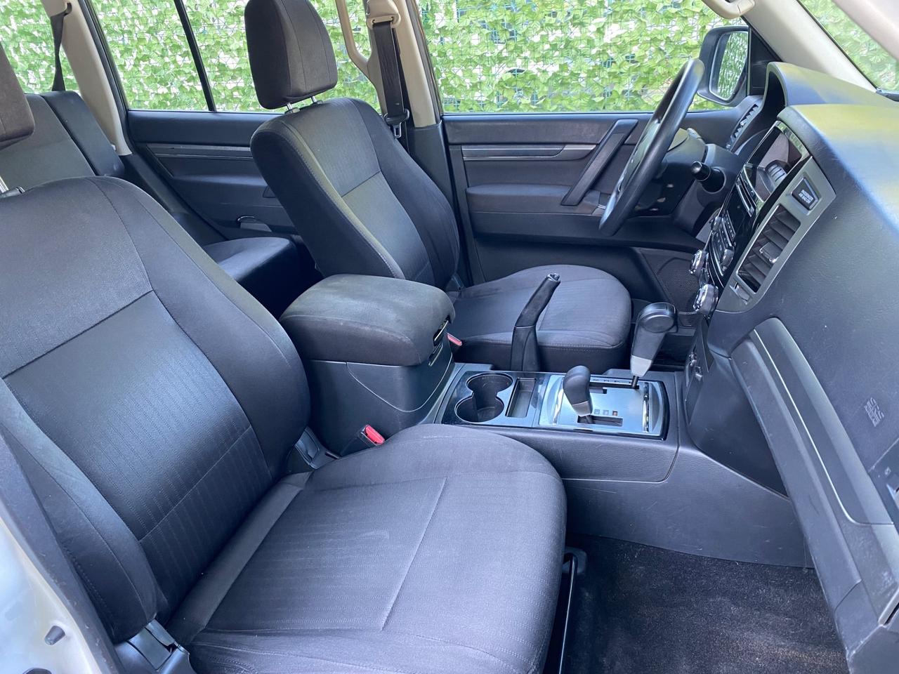 Mitsubishi Pajero 3.2 DI-D 16V aut. 5p. Intense DPF