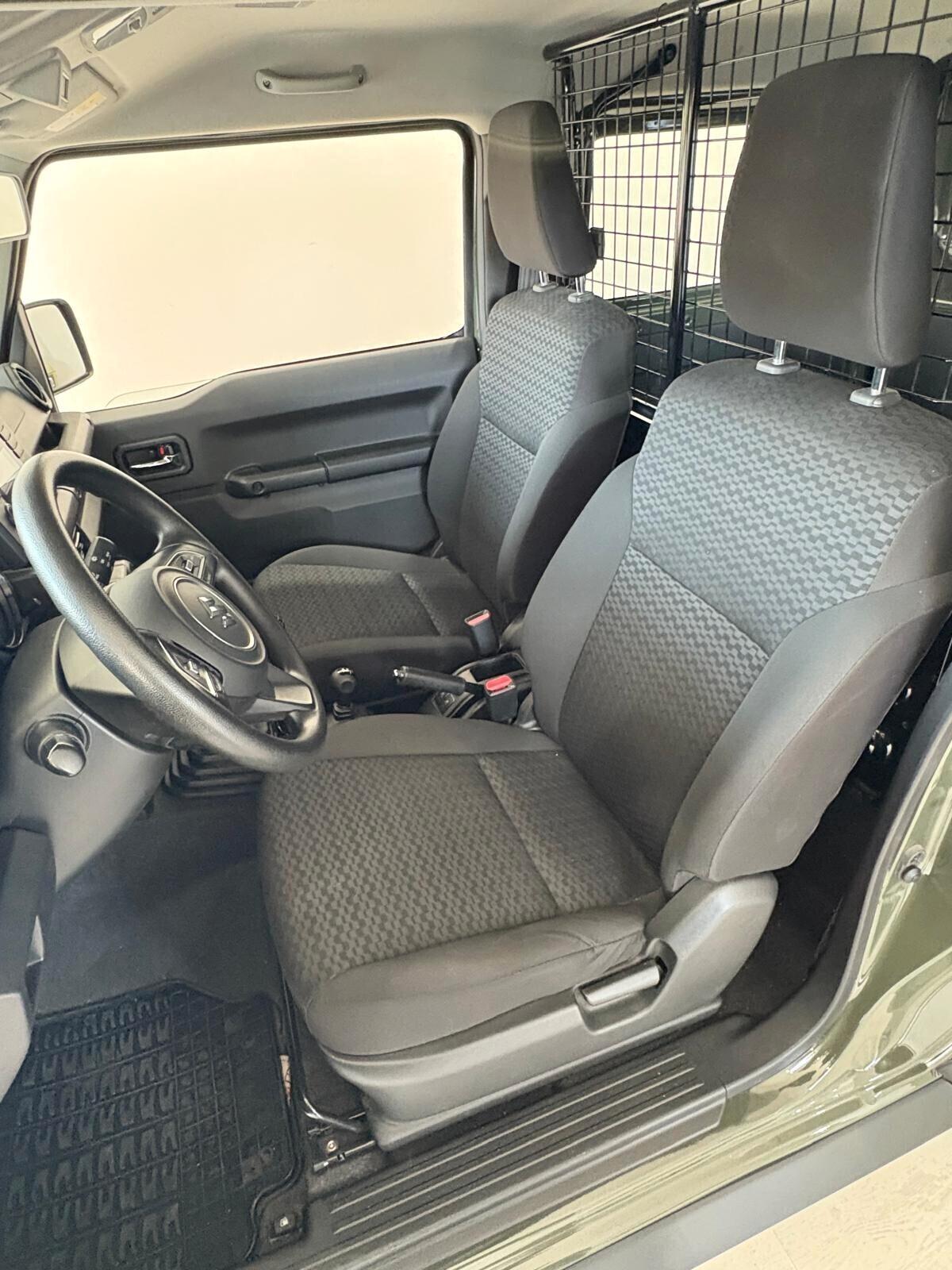 Suzuki Jimny 1.5 5MT PRO (N1) 12 MESI DI GARANZIA !!