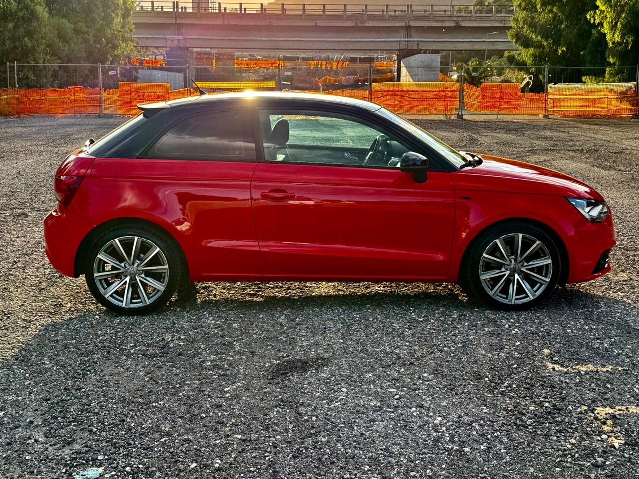 Audi A1 1.6 TDI 105 CV S LINE