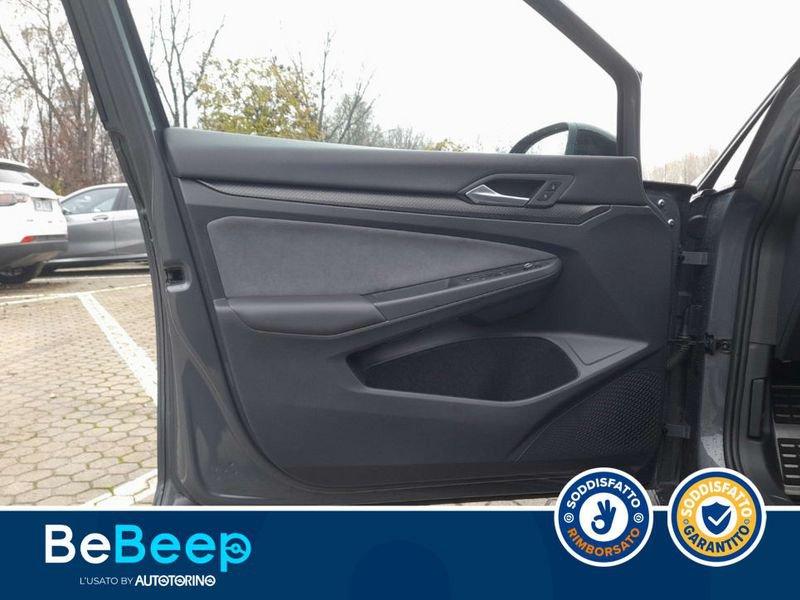 Volkswagen Golf 1.5 ETSI EVO R-LINE 150CV DSG