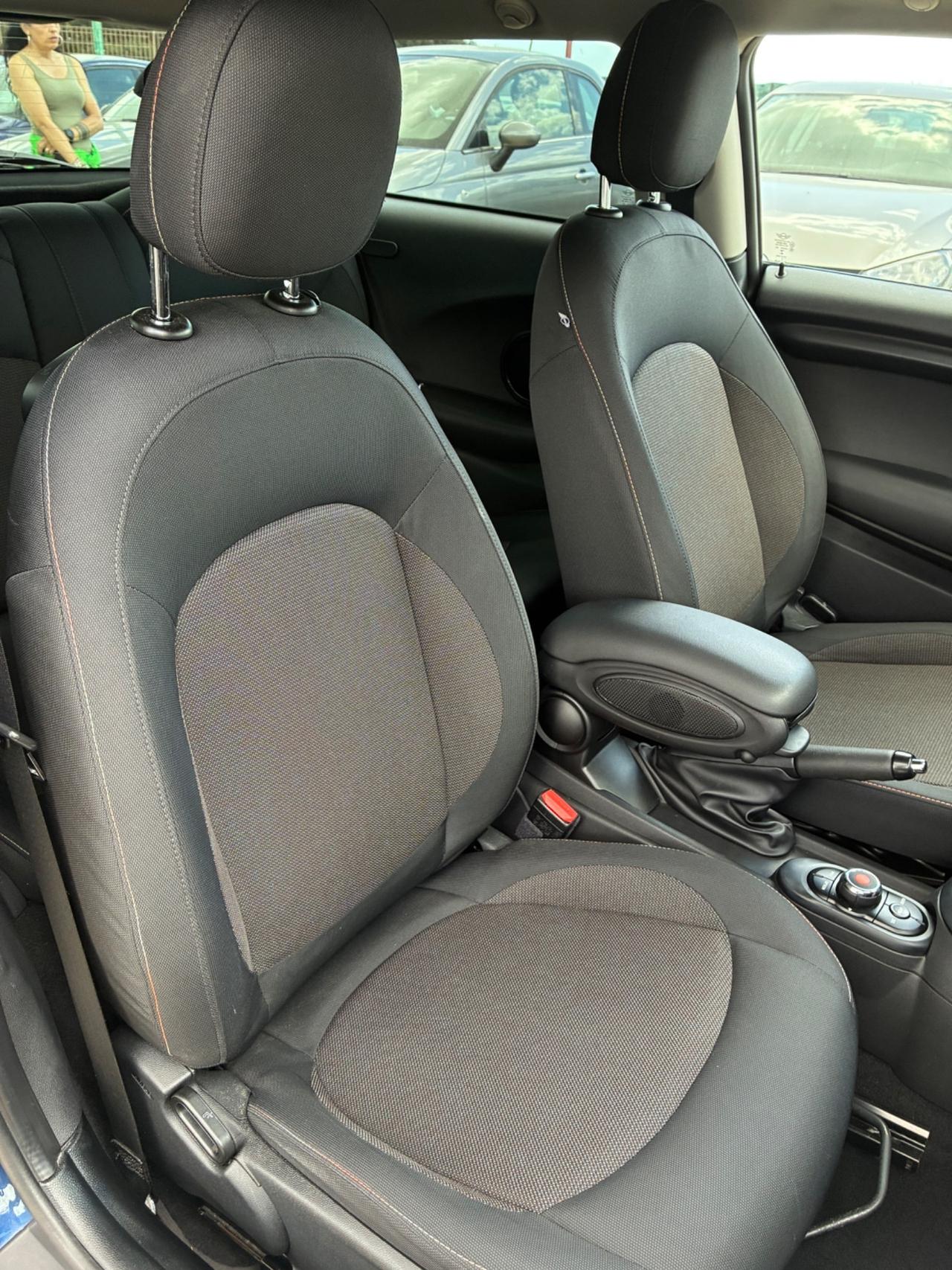 Mini 1.5 One D Business