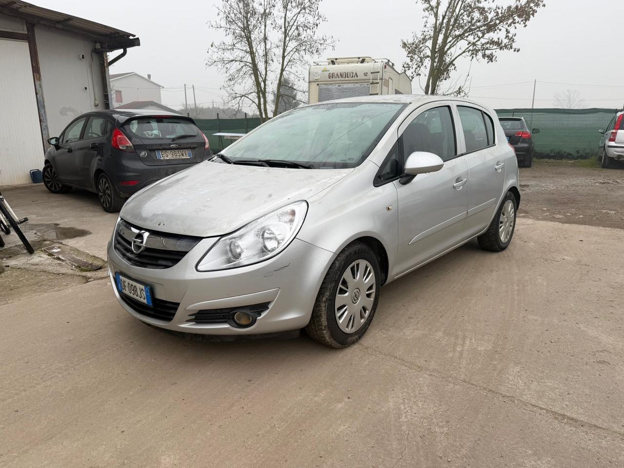 Opel Corsa 1.2 5 porte Easytronic Cosmo
