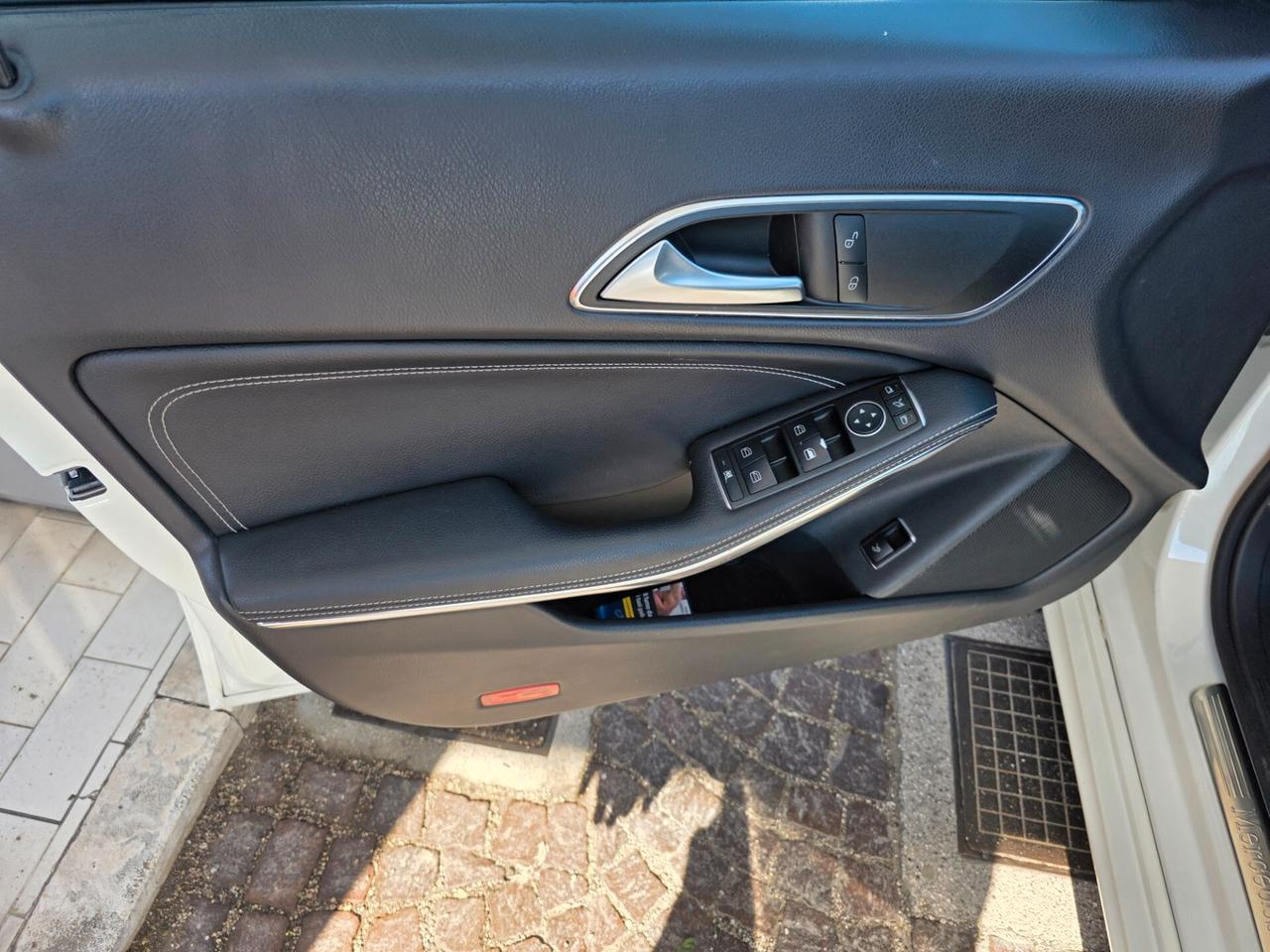 Mercedes-benz CLA 180 CLA 220 CDI Automatic Sport