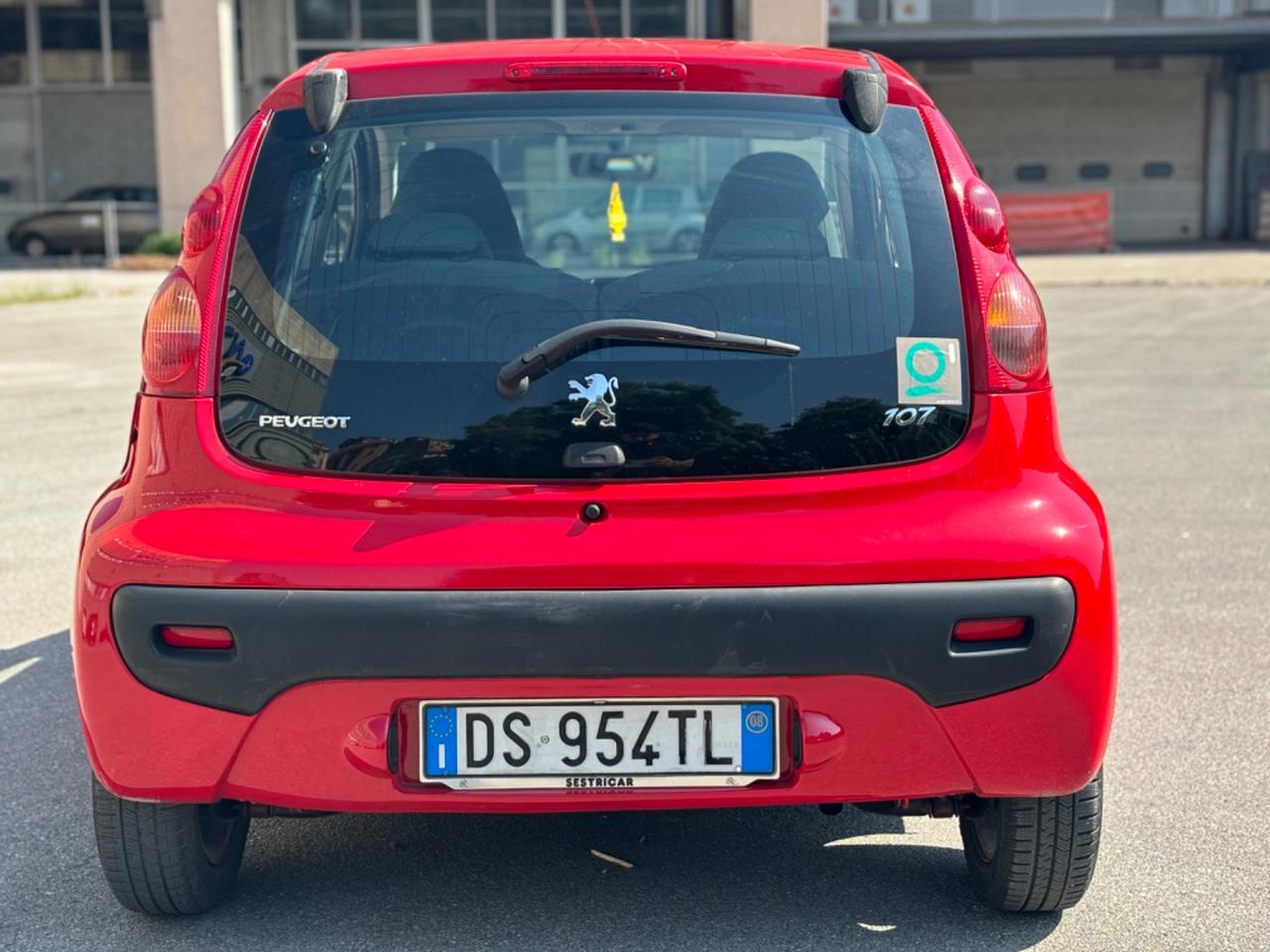 PEUGEOT 107 1.0 BENZINA 5 PORTE AUTOMATICA