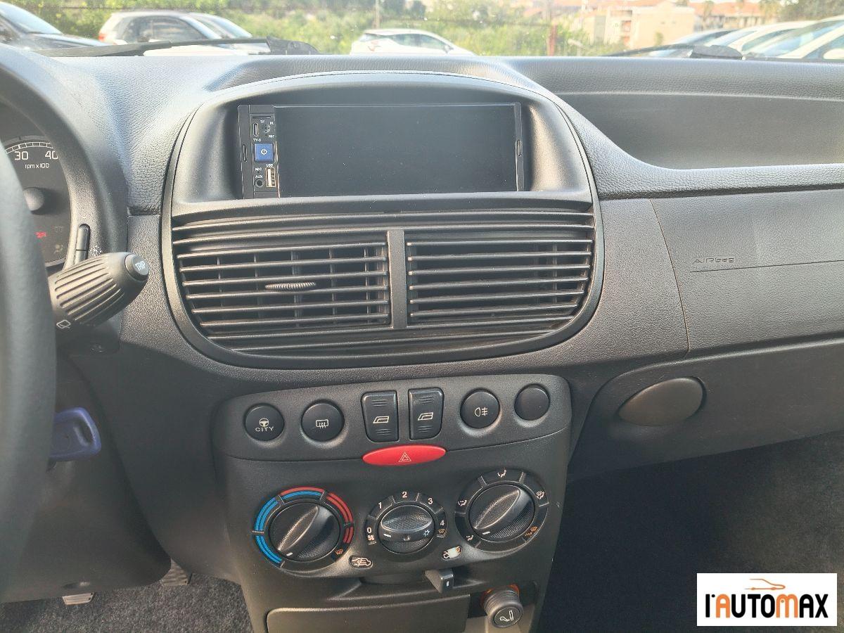 FIAT - Punto - 1.2 5p. Actual