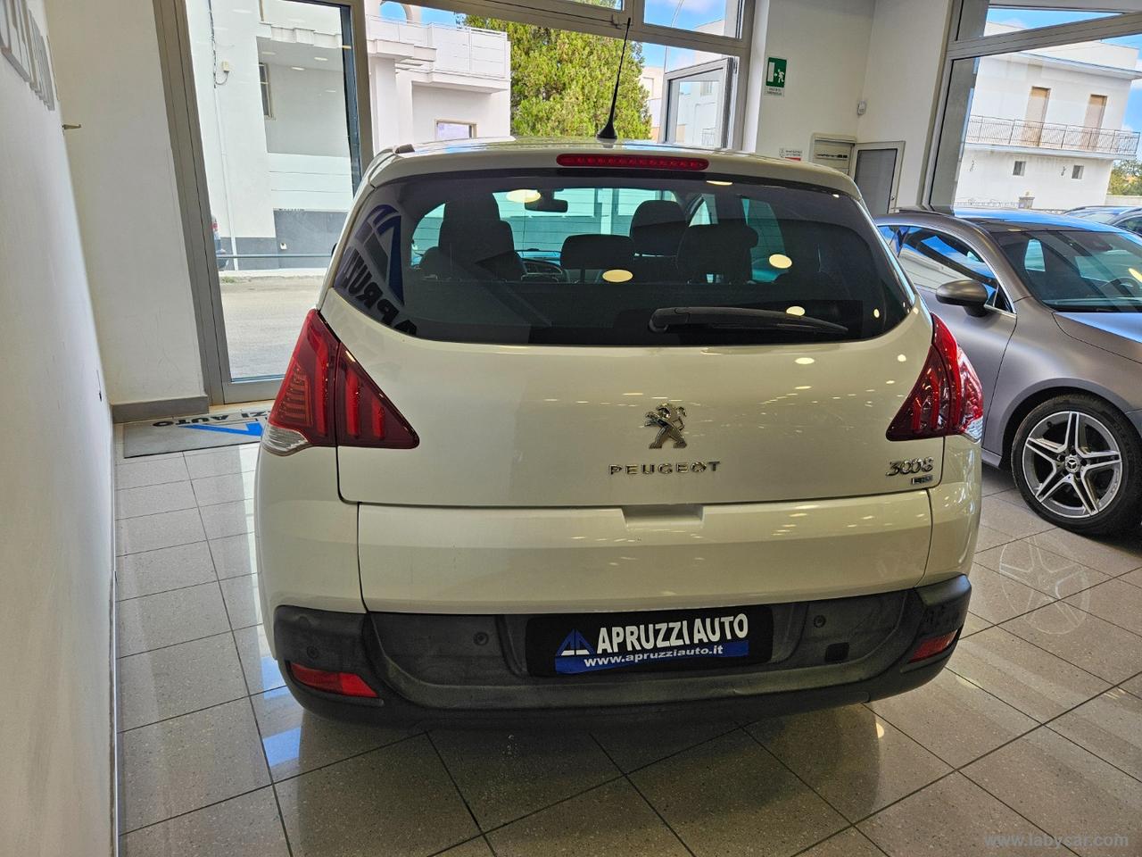 PEUGEOT 3008 1.6 e-HDi 115 CV ETG6 Allure