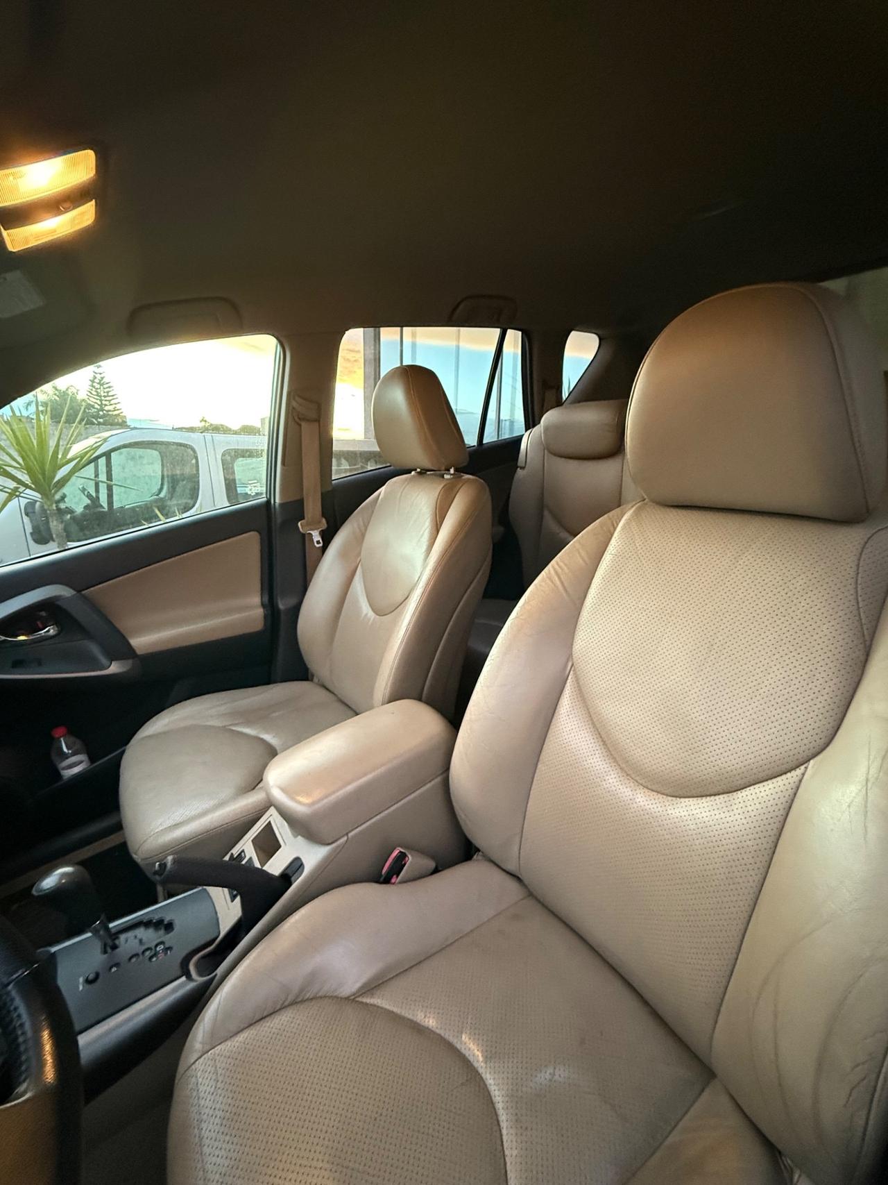 Toyota RAV4 2.2 D-4D 150 CV Luxury