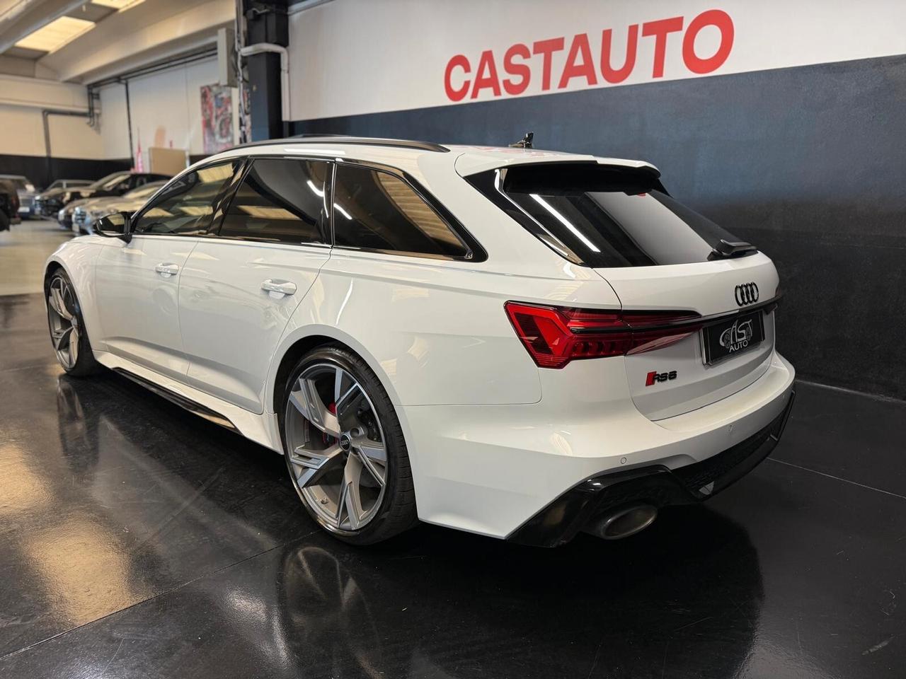 Audi RS6 Avant 4.0 quattro tiptronic