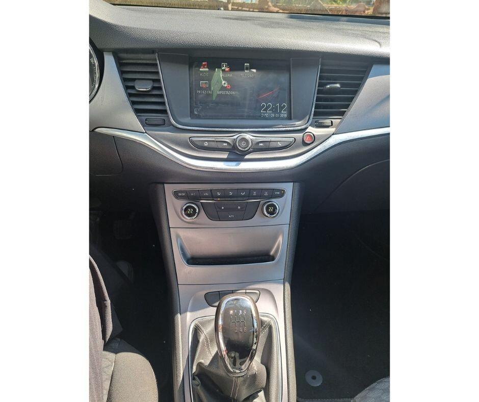 Opel Astra station wagon